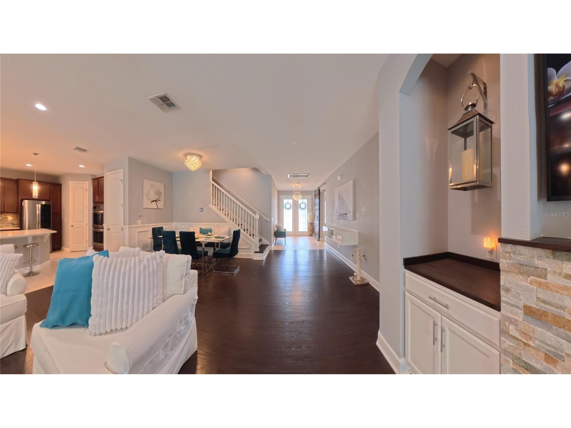 703 Calabria Way Howey In The Hills FL 34737 G5109294 image12