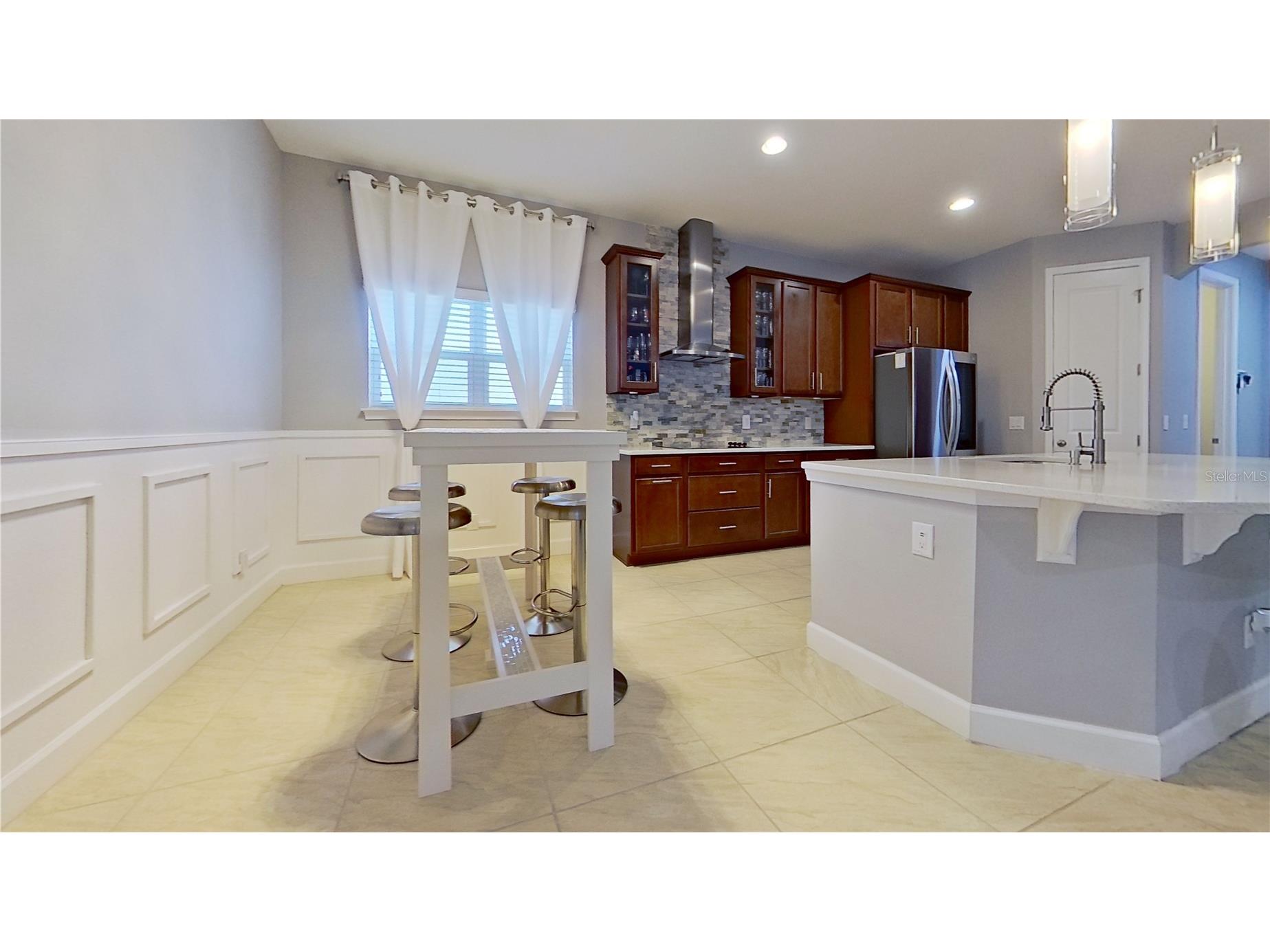 703 Calabria Way Howey In The Hills FL 34737 G5109294 image17