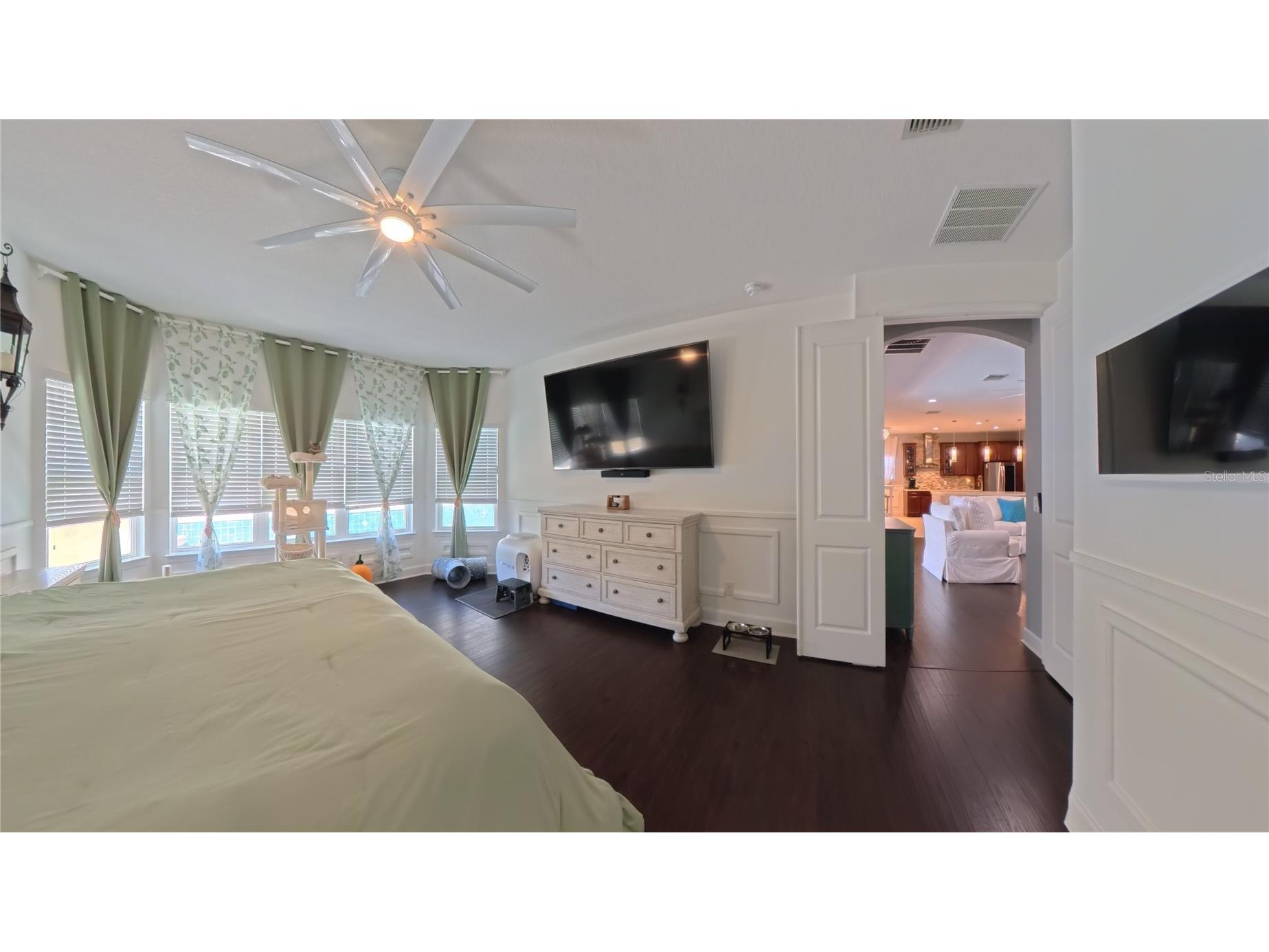 703 Calabria Way Howey In The Hills FL 34737 G5109294 image33