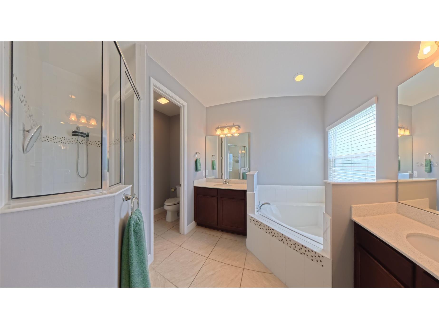 703 Calabria Way Howey In The Hills FL 34737 G5109294 image34