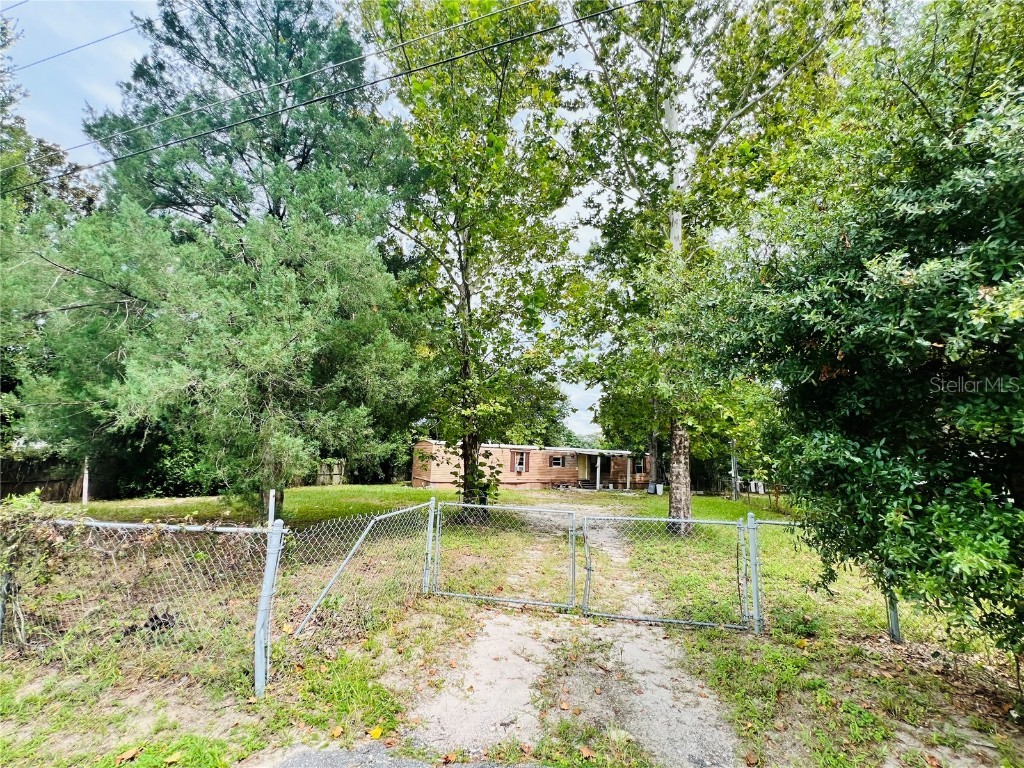 703 Chuck Street Lady Lake FL 32159 S5134350 image1