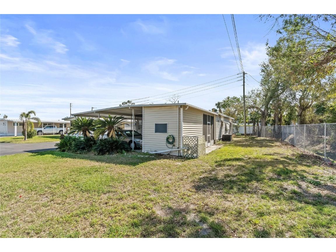 703 Corsica Court Bradenton FL 34207 A4637447 image1
