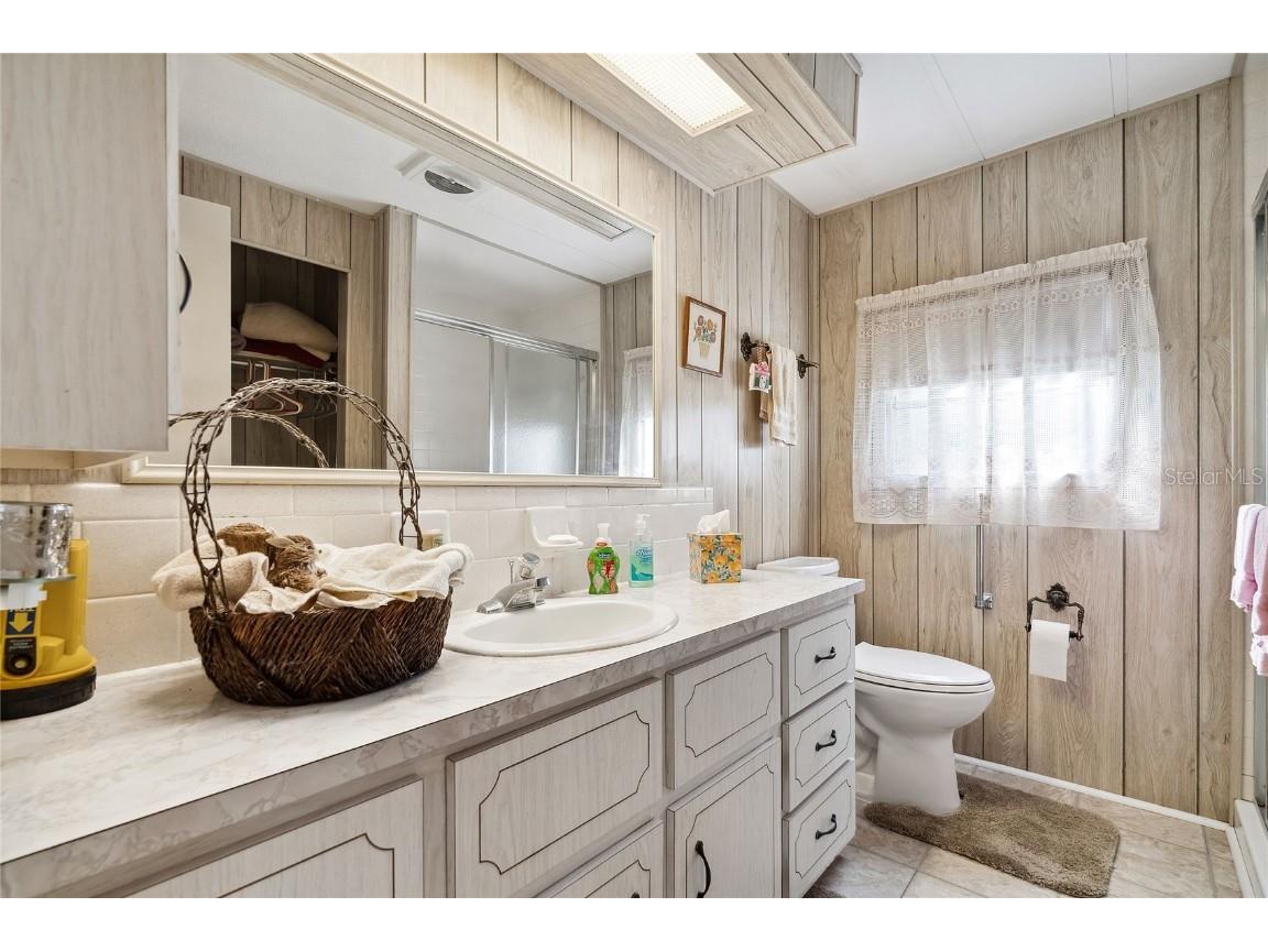 703 Corsica Court Bradenton FL 34207 A4637447 image6