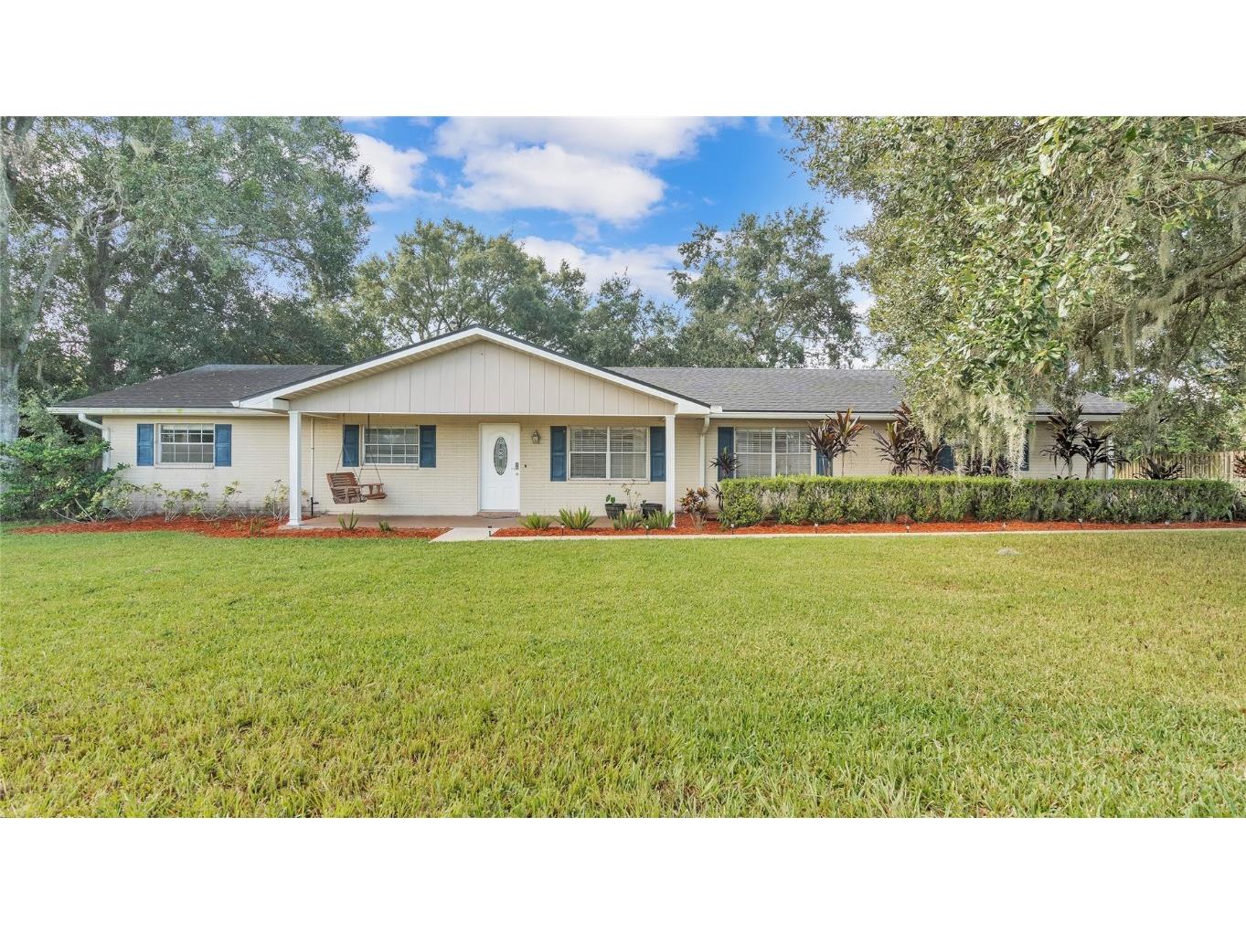 703 Fitzgerald Road Lakeland FL 33813 L4939774 image1