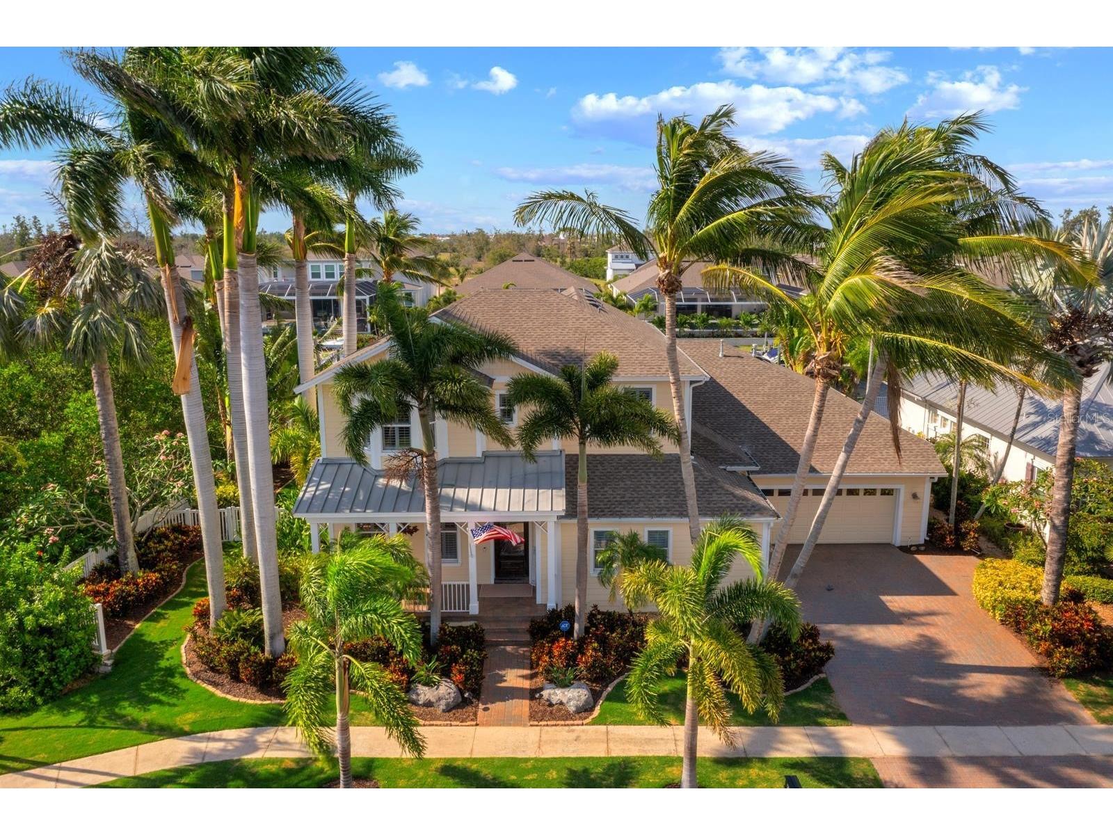 703 Islebay Drive Apollo Beach FL 33572 TB8406156 image1