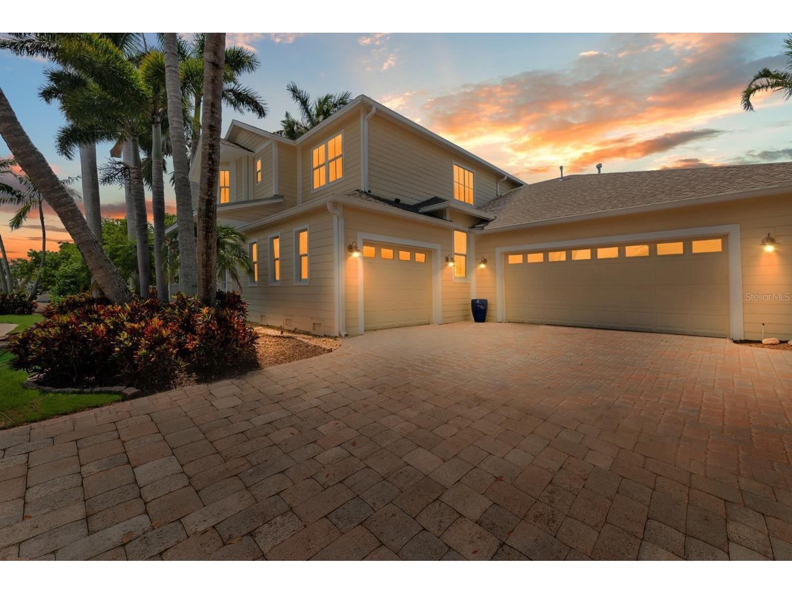 703 Islebay Drive Apollo Beach FL 33572 TB8406156 image2