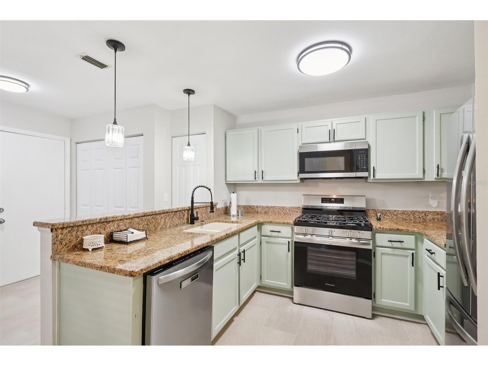 703 Magnolia Place Winter Haven FL 33884 - LAKE WINTERSET P4936880 image15