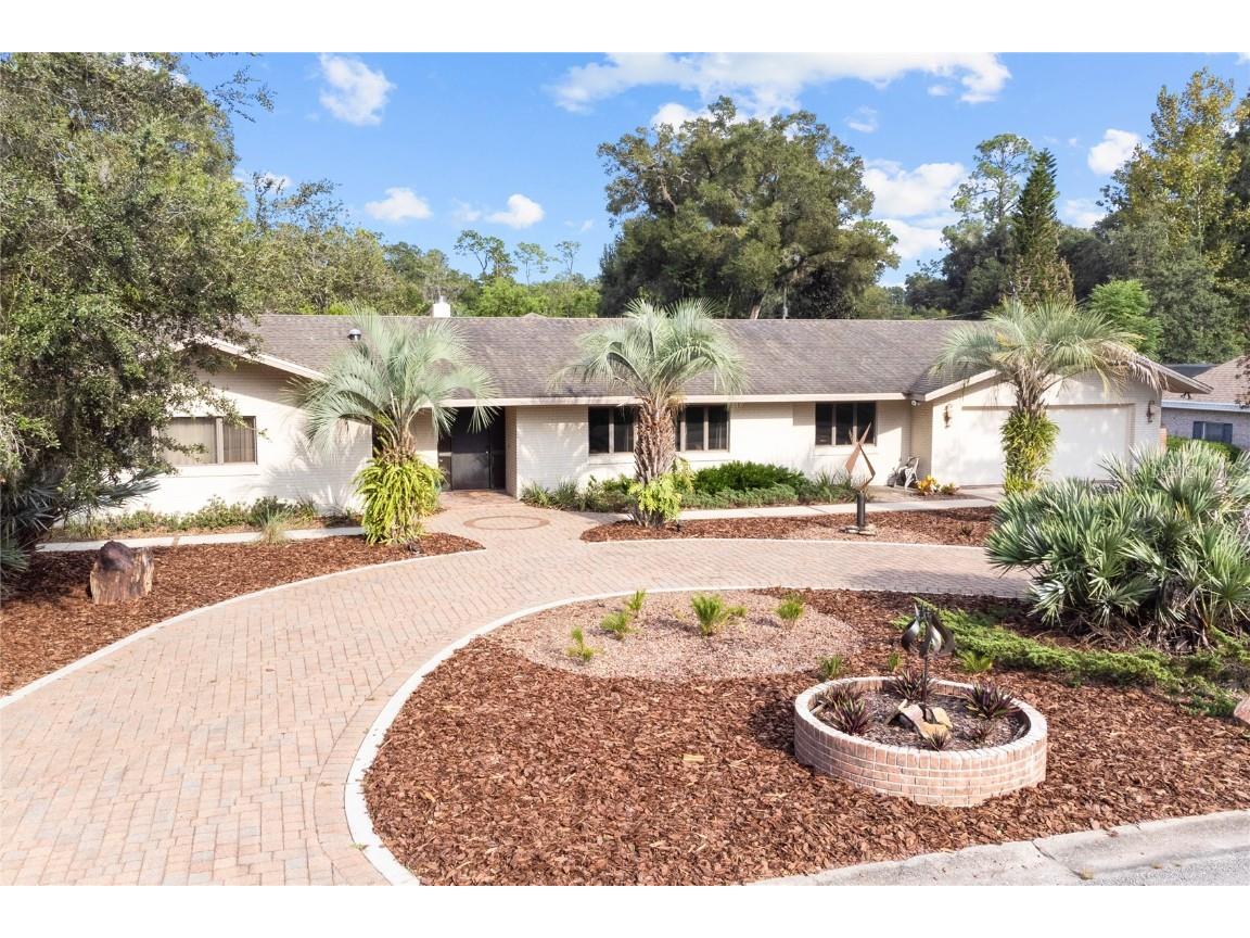 703 N Kansas Avenue Deland FL 32724 V4932313 image1