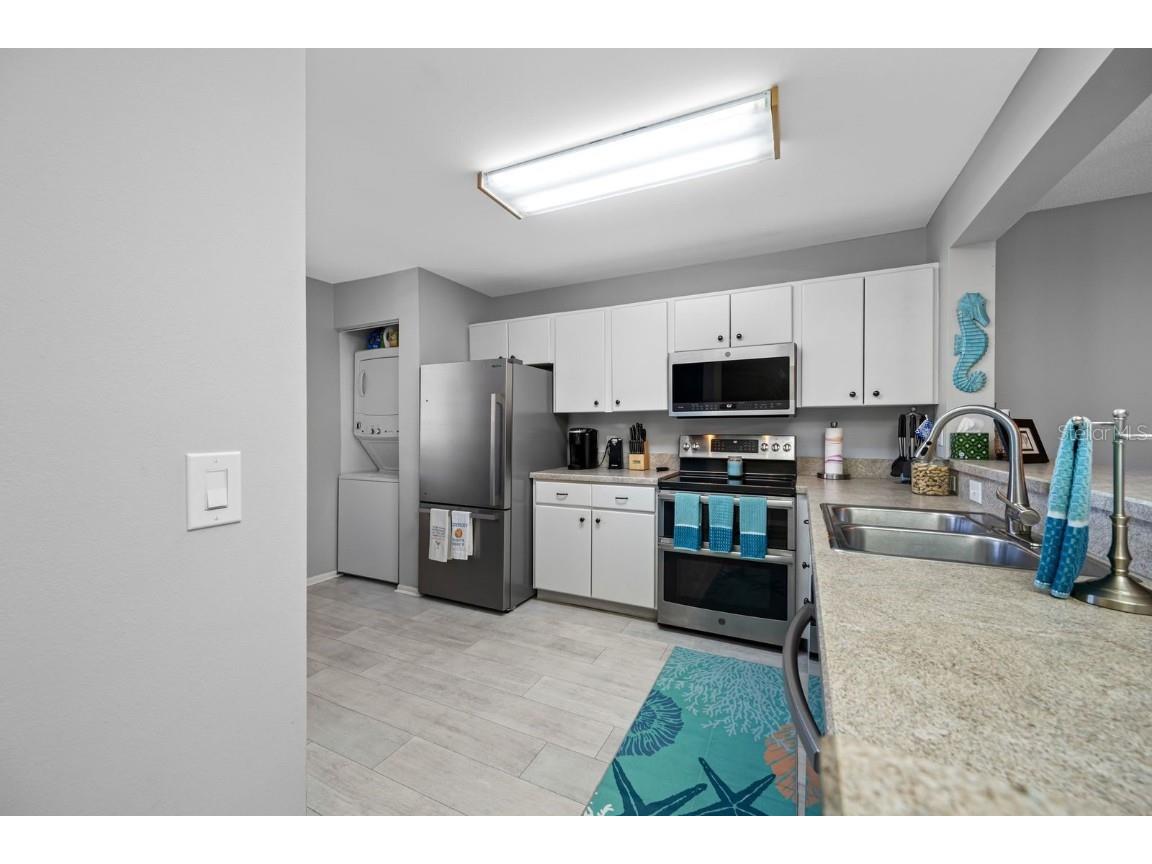 703 Oakview Drive #703 Bradenton FL 34210 A4671111 image13