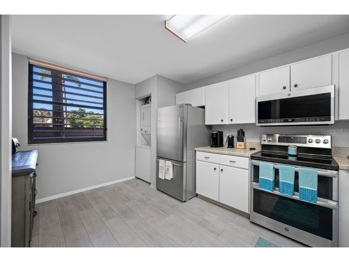 703 Oakview Drive #703 Bradenton FL 34210 A4671111 image14