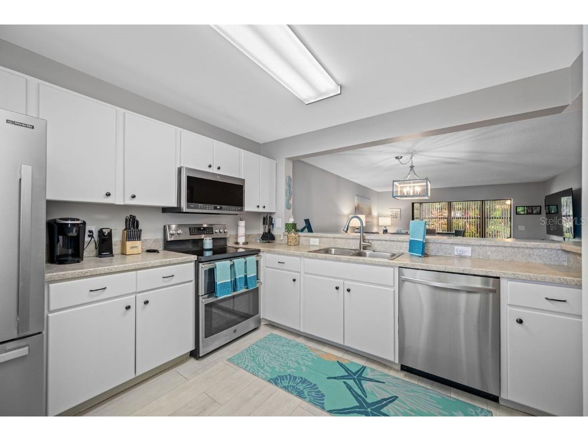 703 Oakview Drive #703 Bradenton FL 34210 A4671111 image16