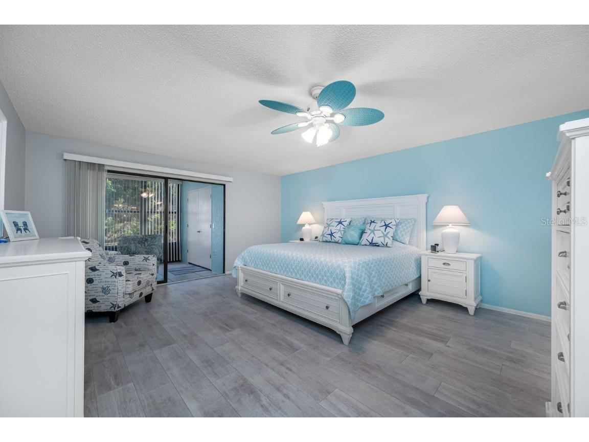 703 Oakview Drive #703 Bradenton FL 34210 A4671111 image3