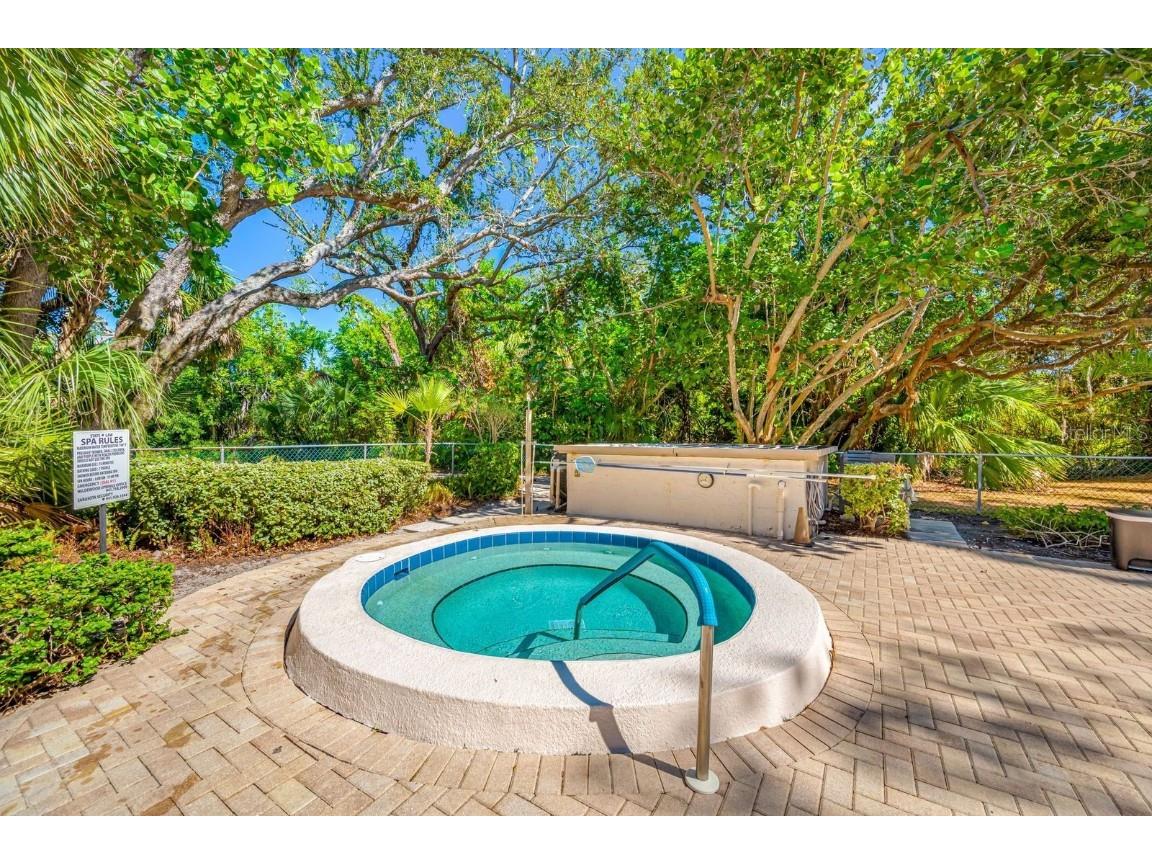 703 Oakview Drive #703 Bradenton FL 34210 A4671111 image42