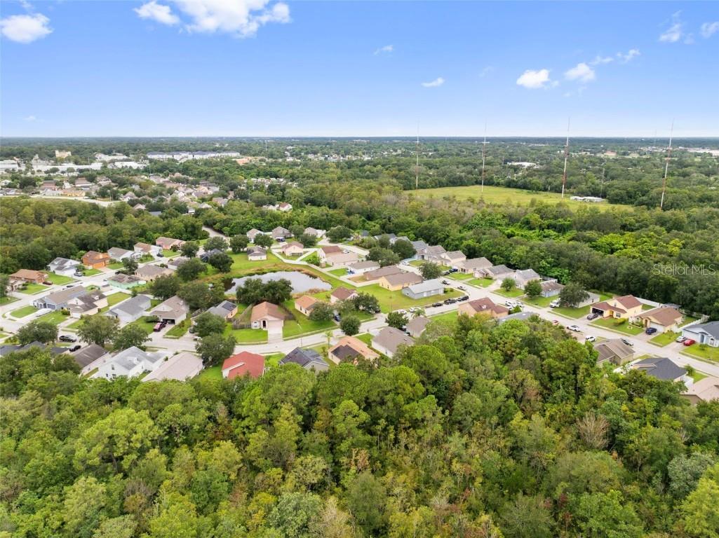 703 Palmera Street Orlando FL 32811 TB8426799 image32