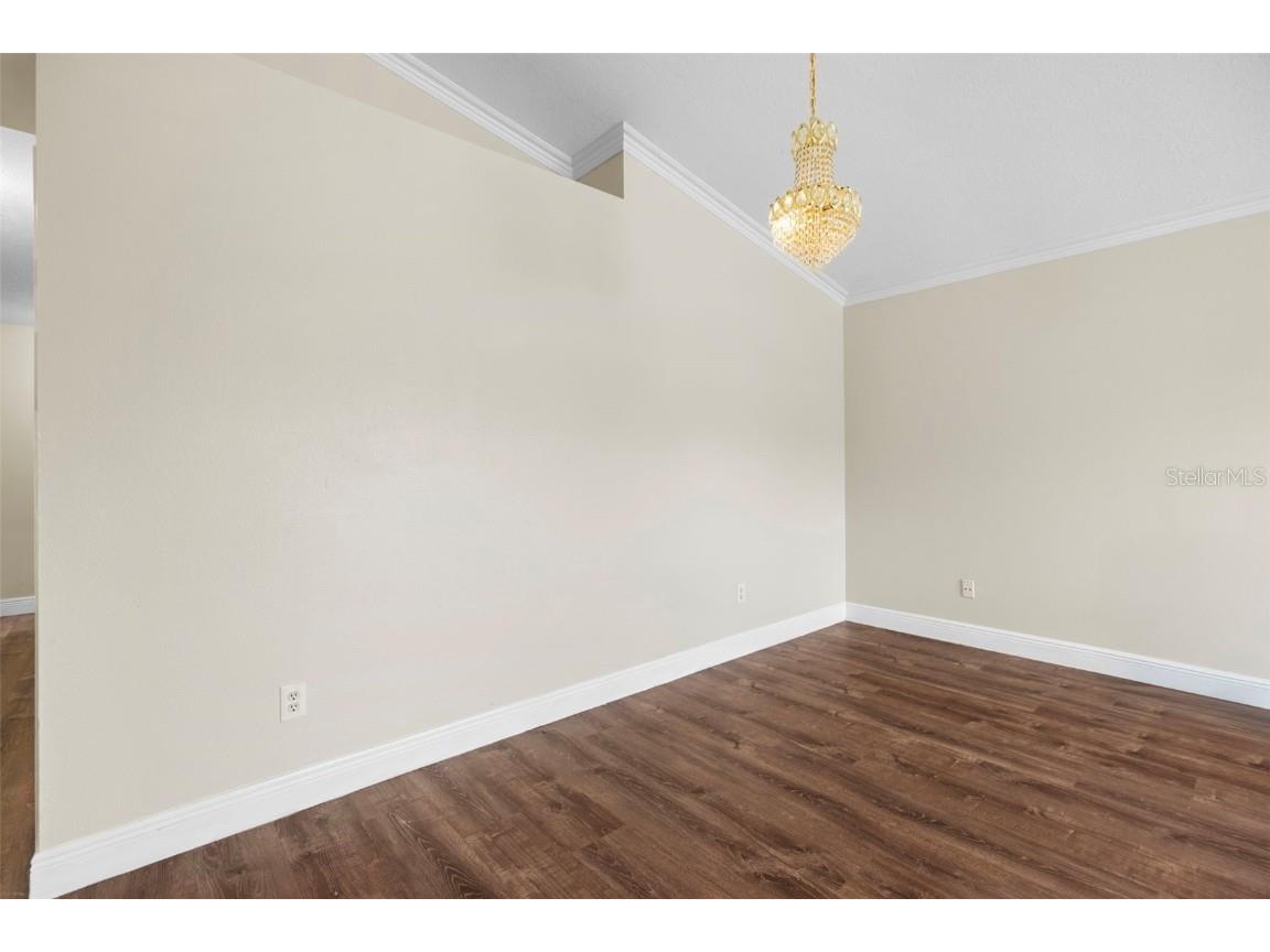 703 Palmera Street Orlando FL 32811 TB8426799 image6