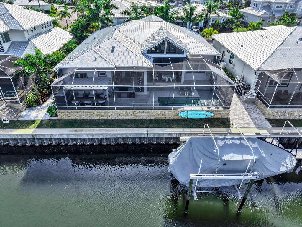 703 Pinckney Drive Apollo Beach FL 33572 - CANAL TO TAMPA BAY TB8453268 image4