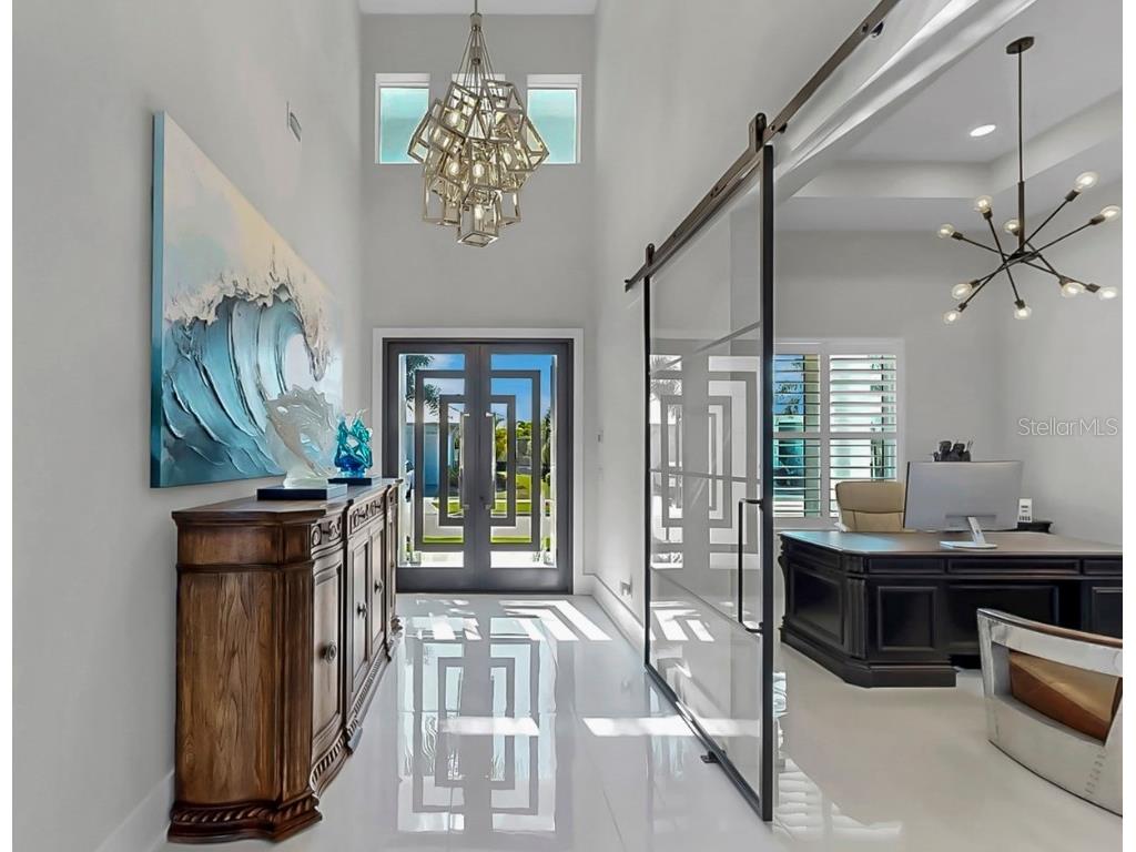 703 Pinckney Drive Apollo Beach FL 33572 - CANAL TO TAMPA BAY TB8453268 image7