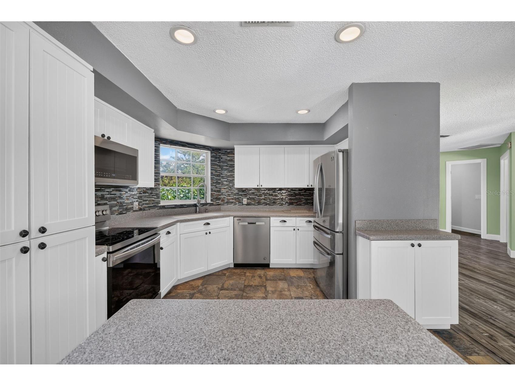 703 Riverside Drive Tarpon Springs FL 34689 TB8520013 image17