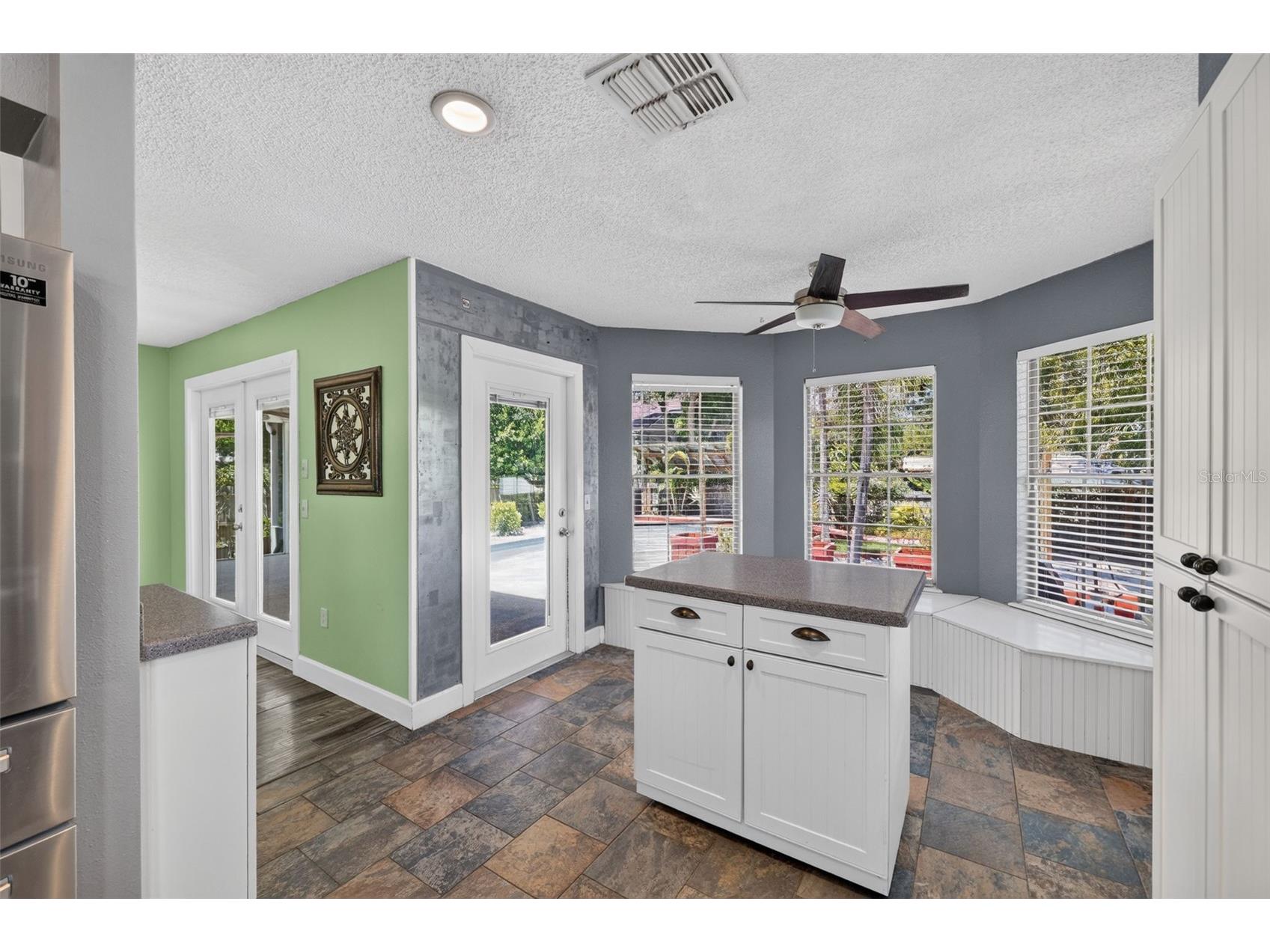 703 Riverside Drive Tarpon Springs FL 34689 TB8520013 image20