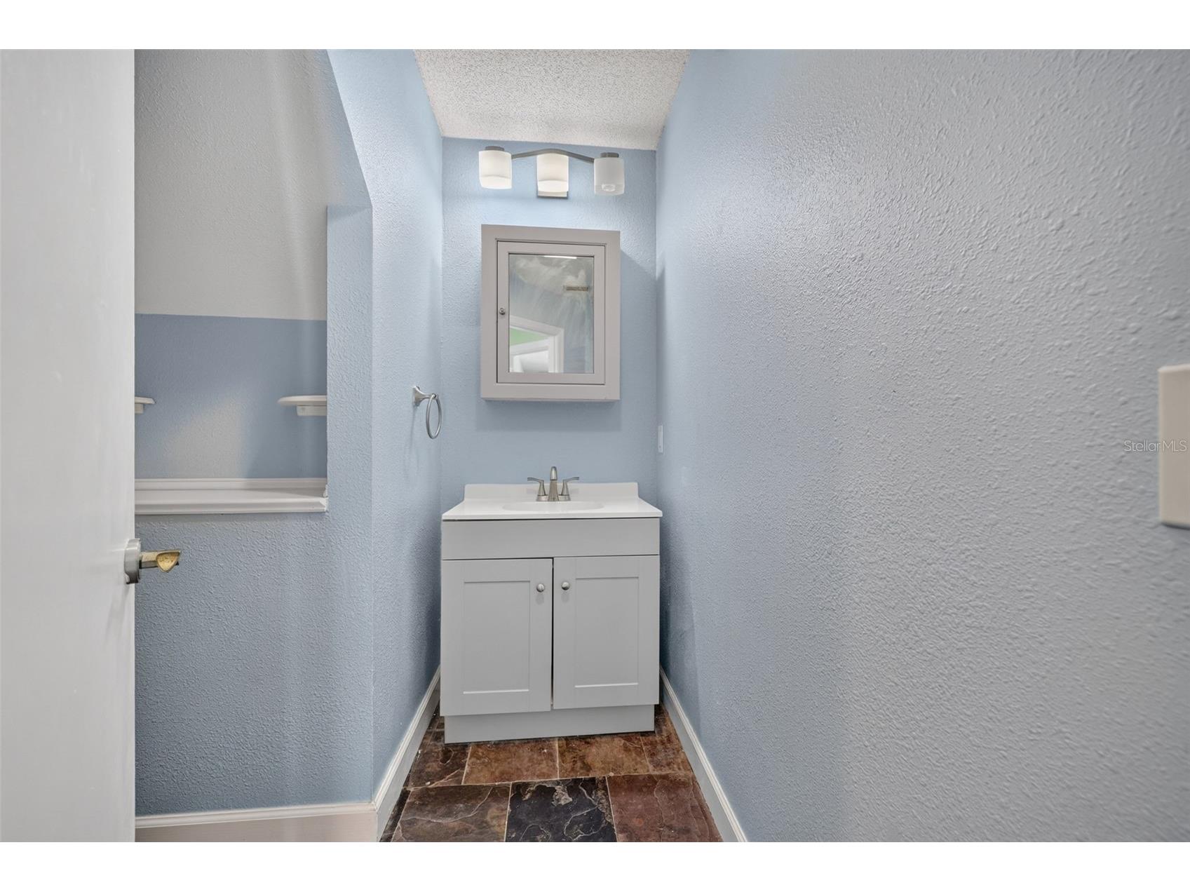 703 Riverside Drive Tarpon Springs FL 34689 TB8520013 image21