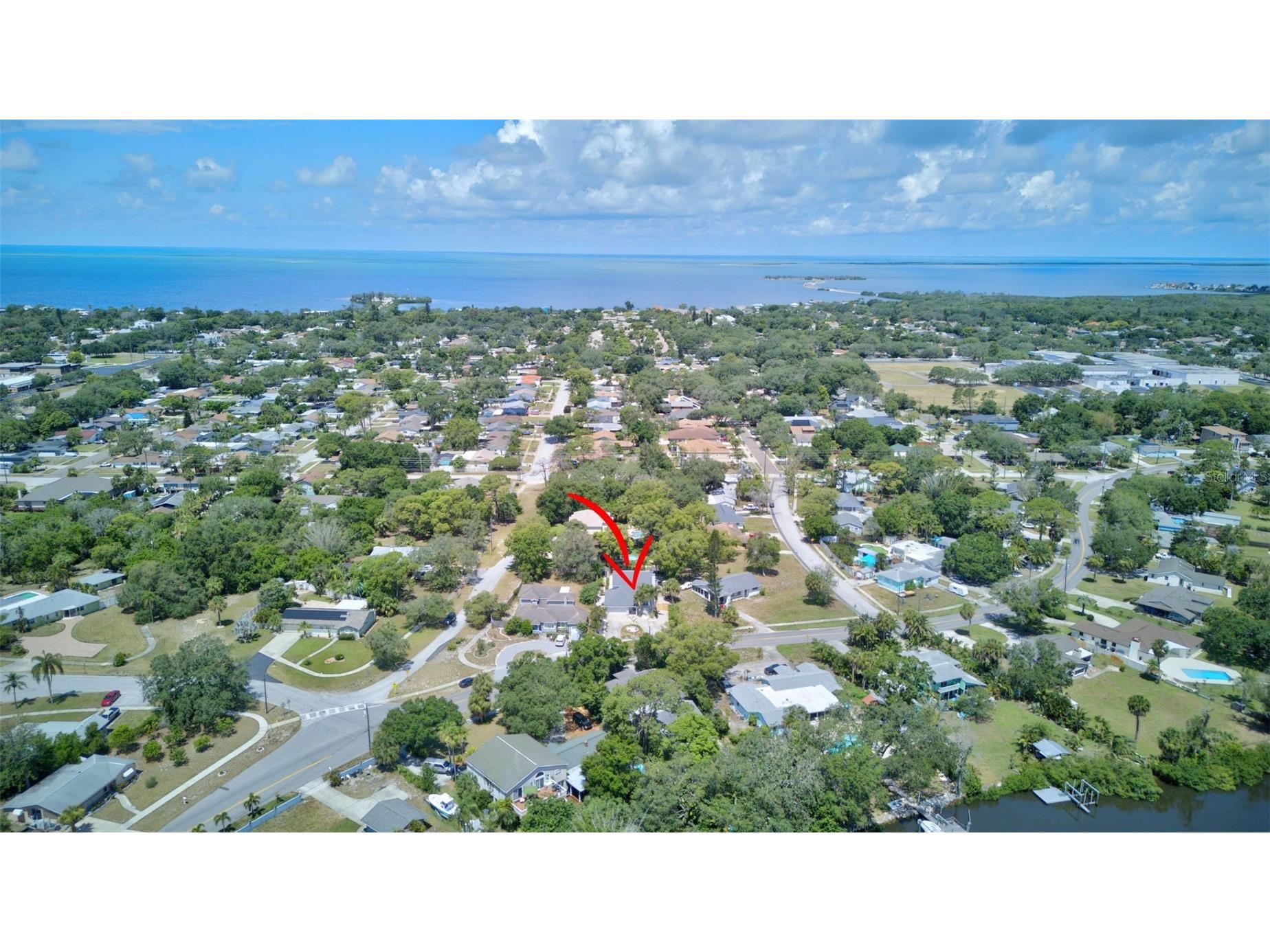 703 Riverside Drive Tarpon Springs FL 34689 TB8520013 image3