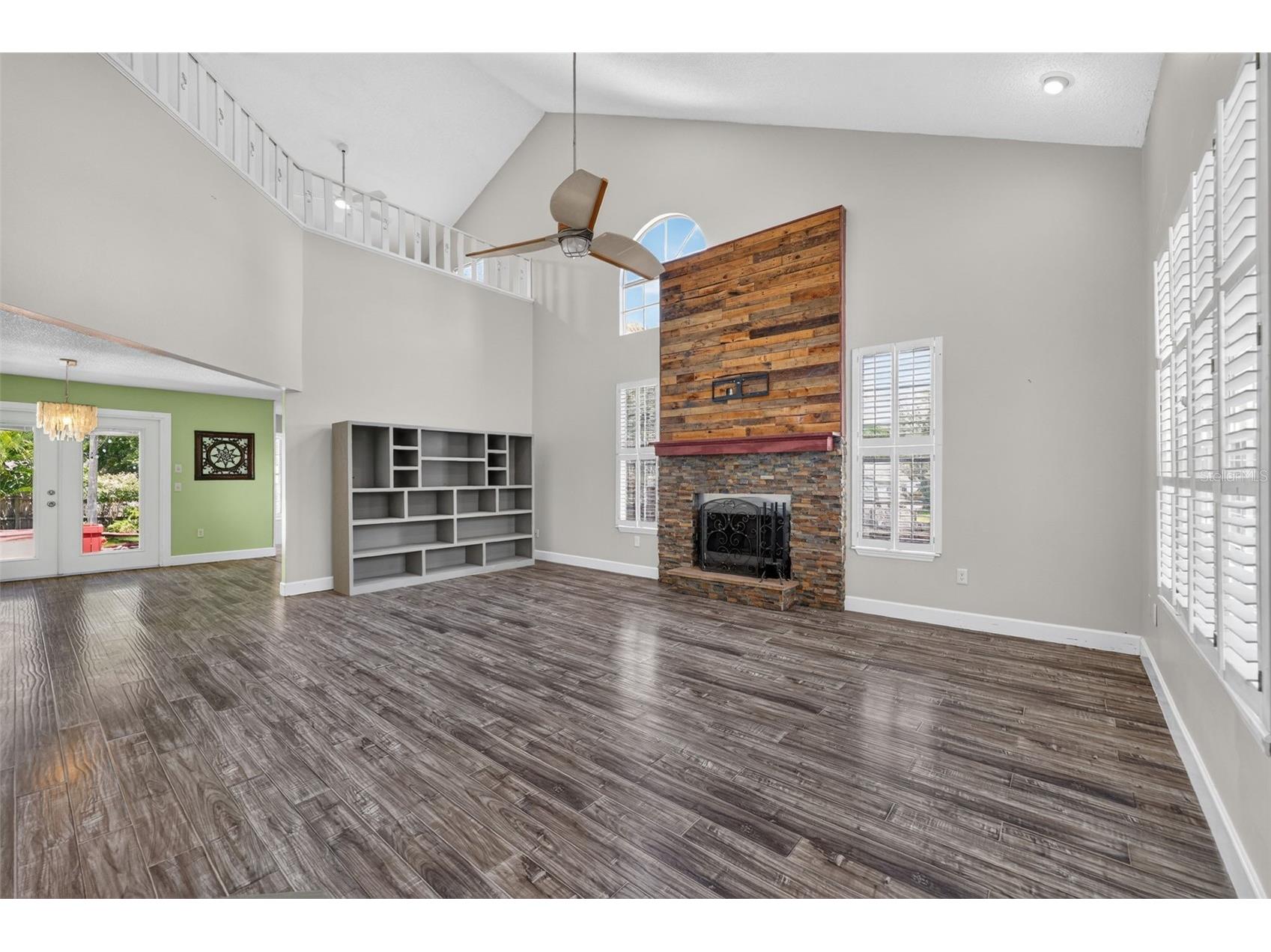 703 Riverside Drive Tarpon Springs FL 34689 TB8520013 image8