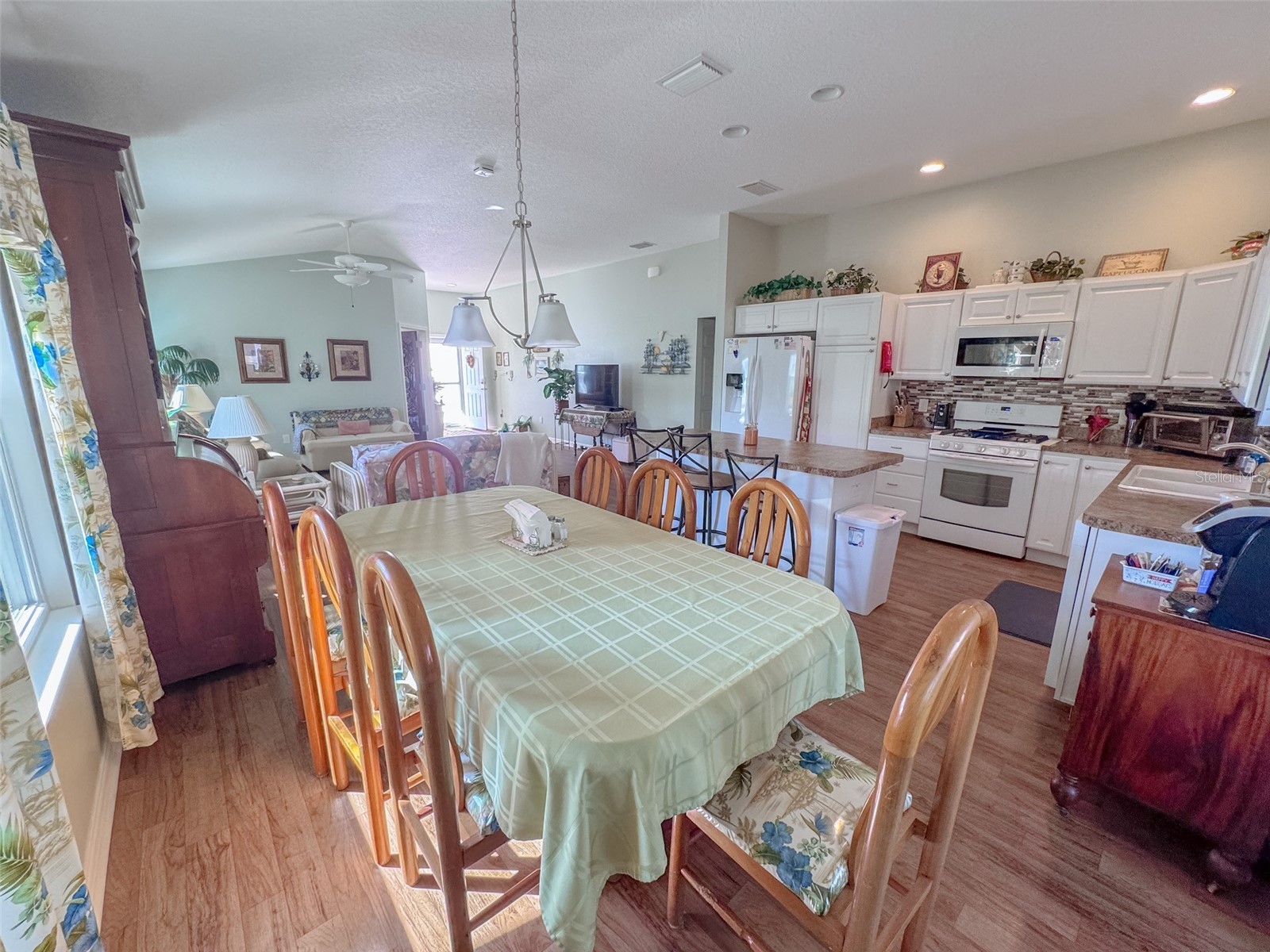 703 Royal Palm Avenue Lady Lake FL 32159 G5112624 image16