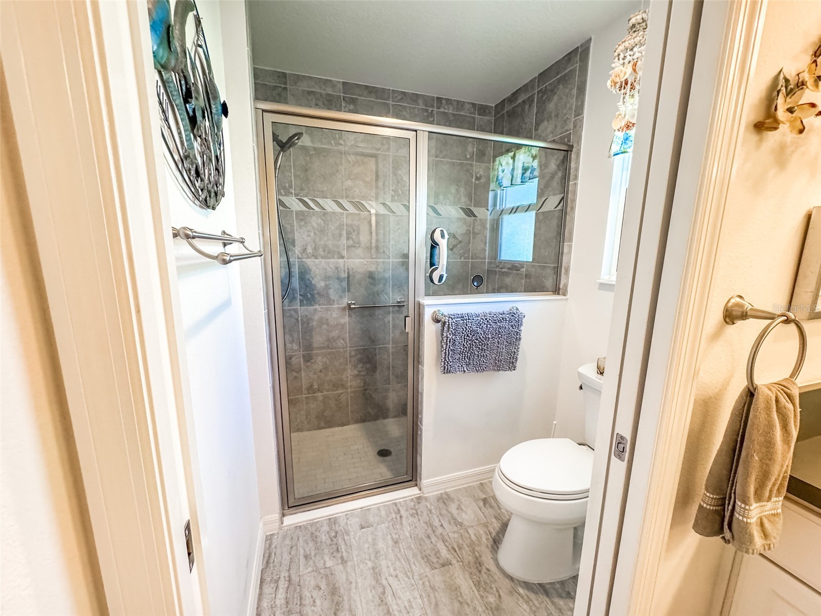 703 Royal Palm Avenue Lady Lake FL 32159 G5112624 image2