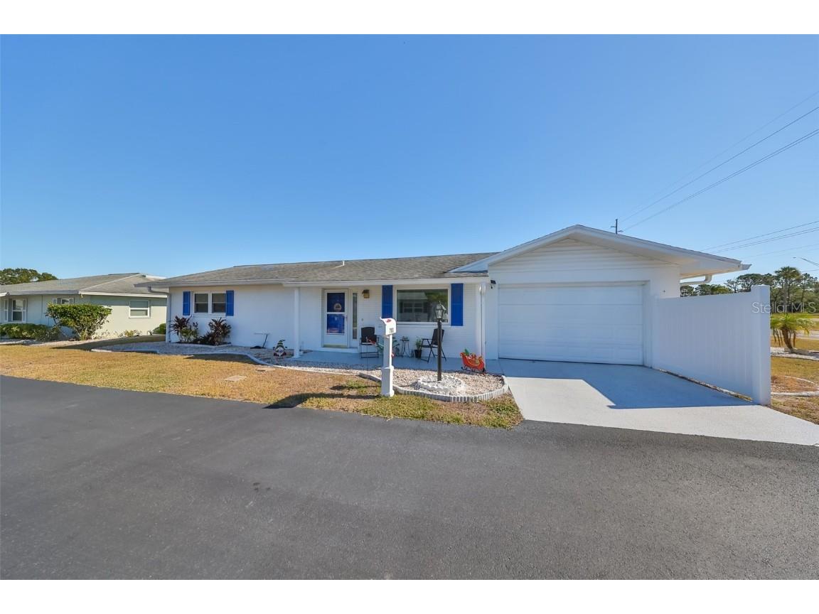 703 Rutgers Place Sun City Center FL 33573 TB8406258 image1