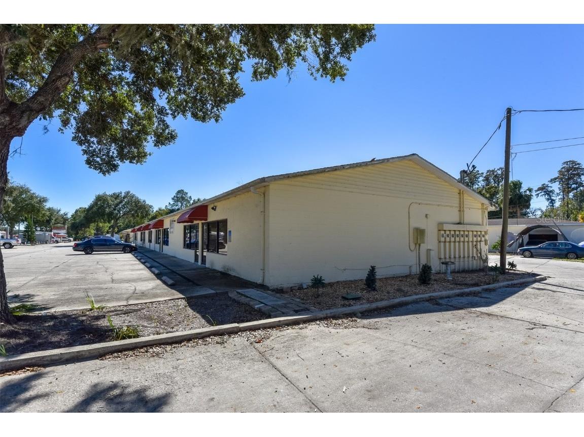 703 S State Street Bunnell FL 32110 V4945682 image25