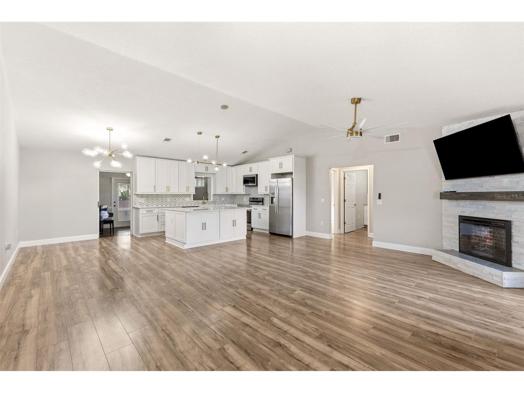 703 Scott Lake Village S Lakeland FL 33813 TB8493269 image7