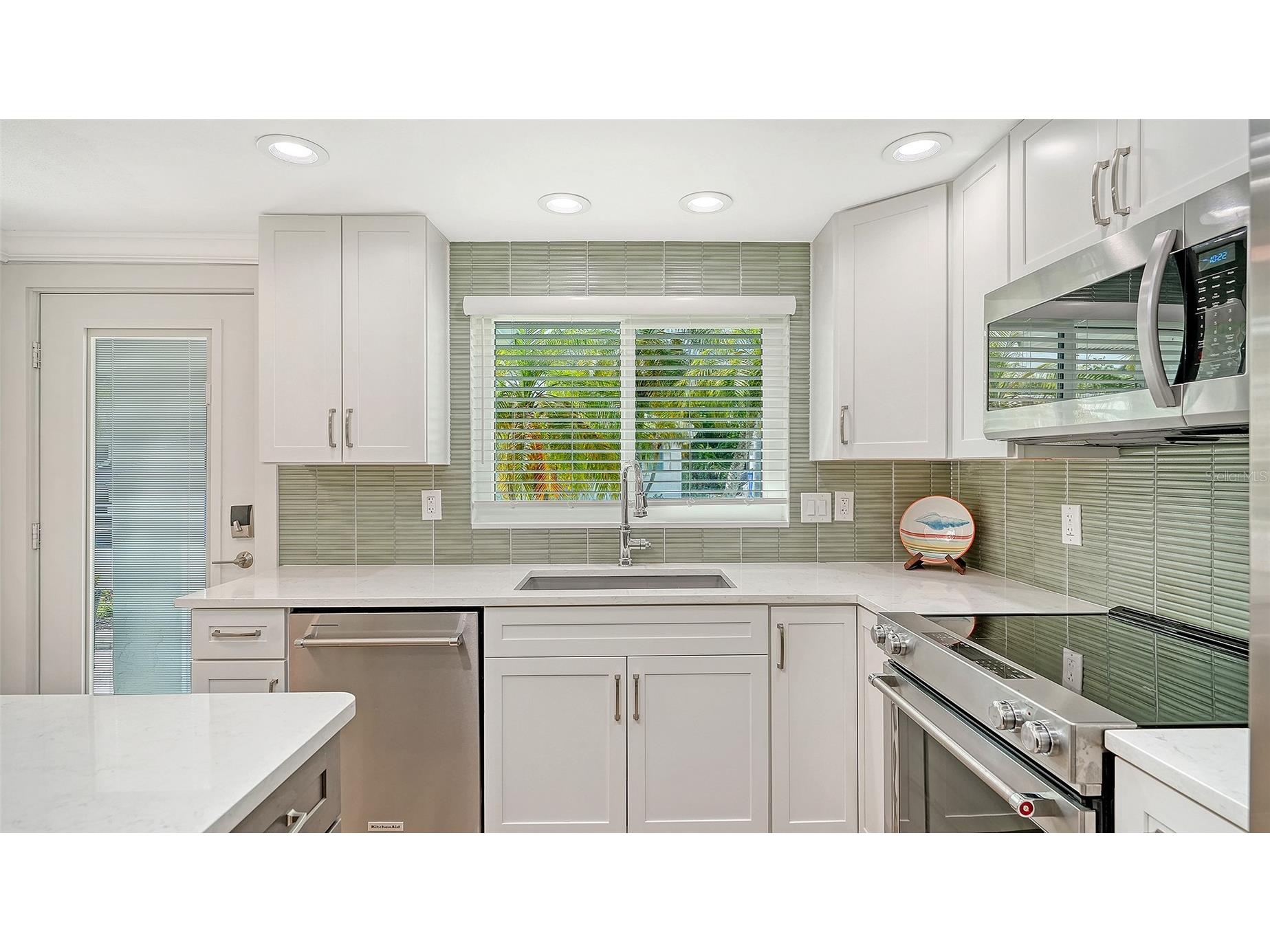 703 Spanish Drive S Longboat Key FL 34228 A4693381 image10