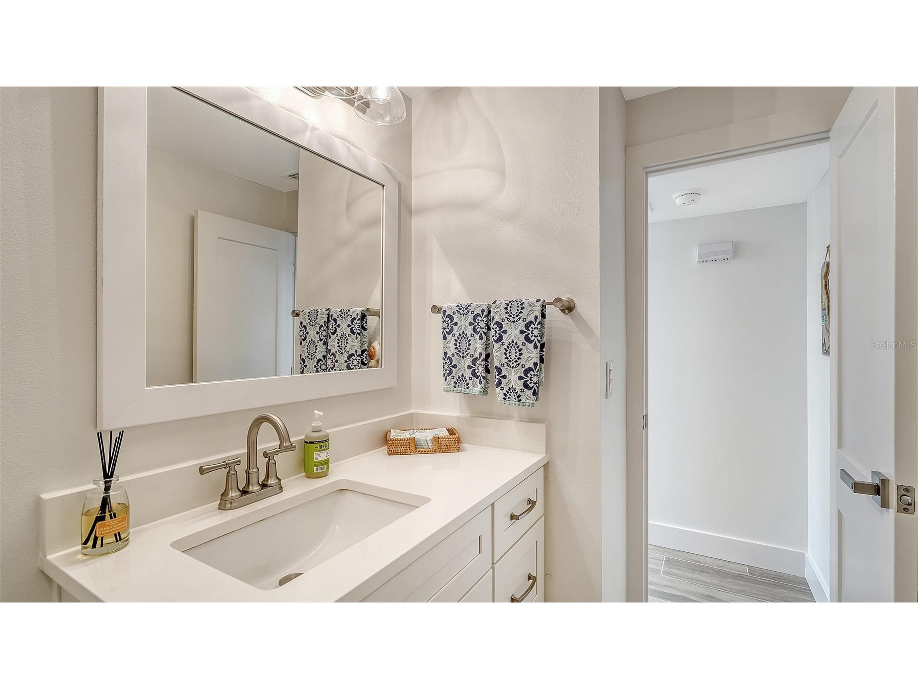 703 Spanish Drive S Longboat Key FL 34228 A4693381 image35