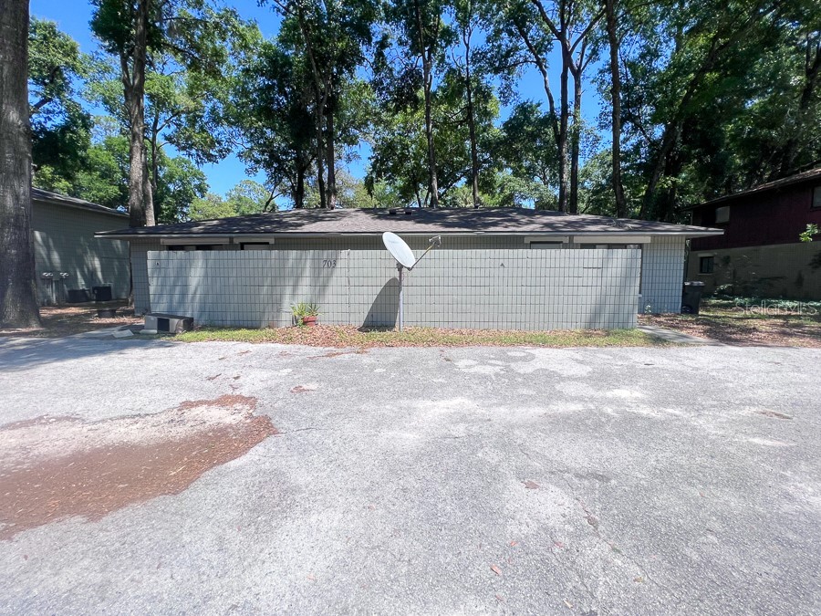 703 SW 69th Terrace #B Gainesville FL 32607 GC521430 image1