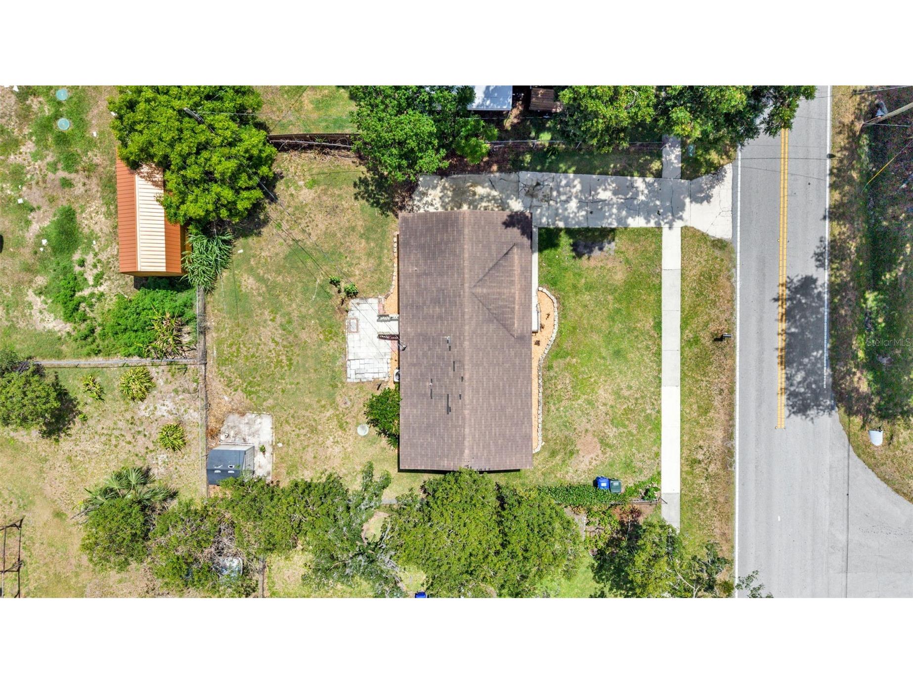 703 W Alamo Drive Lakeland FL 33813 L4962100 image2