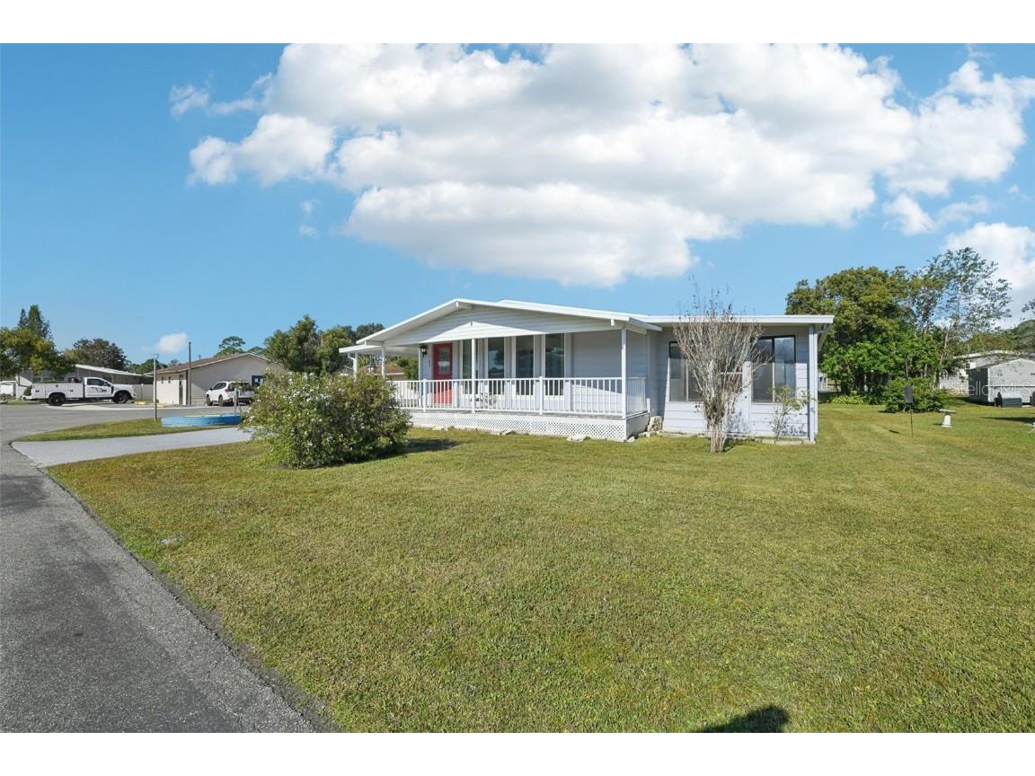 703 Whippoorwill Lane Osteen FL 32764 - Little Lake V4945958 image3