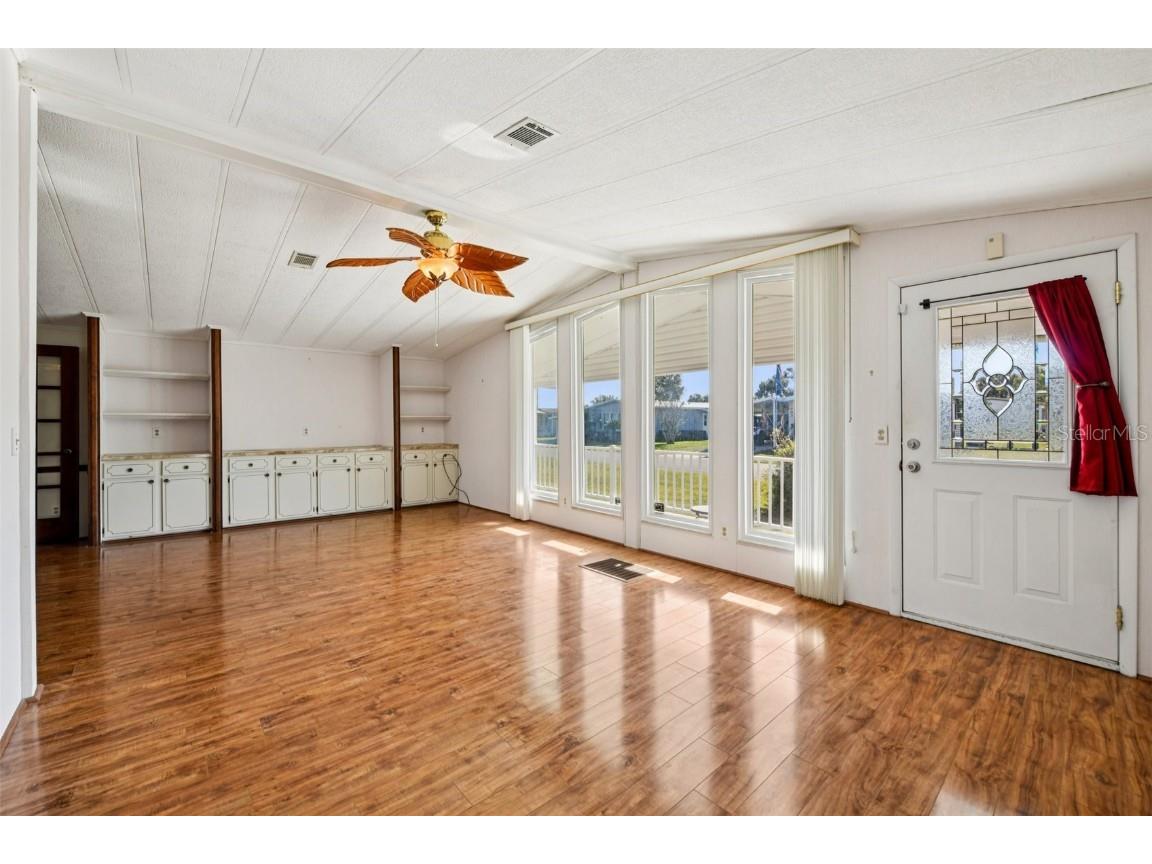 703 Whippoorwill Lane Osteen FL 32764 - Little Lake V4945958 image6