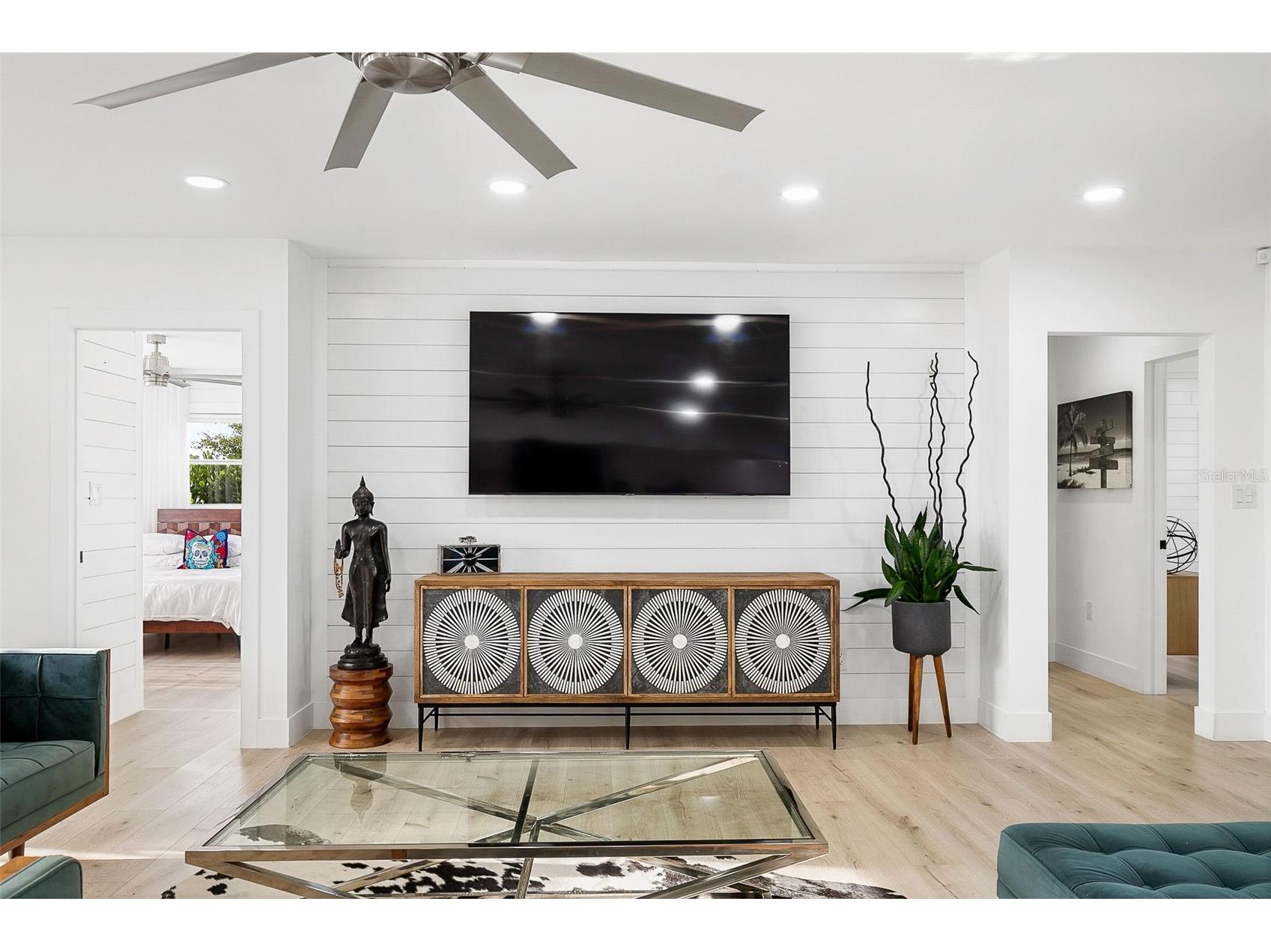 703 Whitfield Avenue Sarasota FL 34243 A4677614 image9
