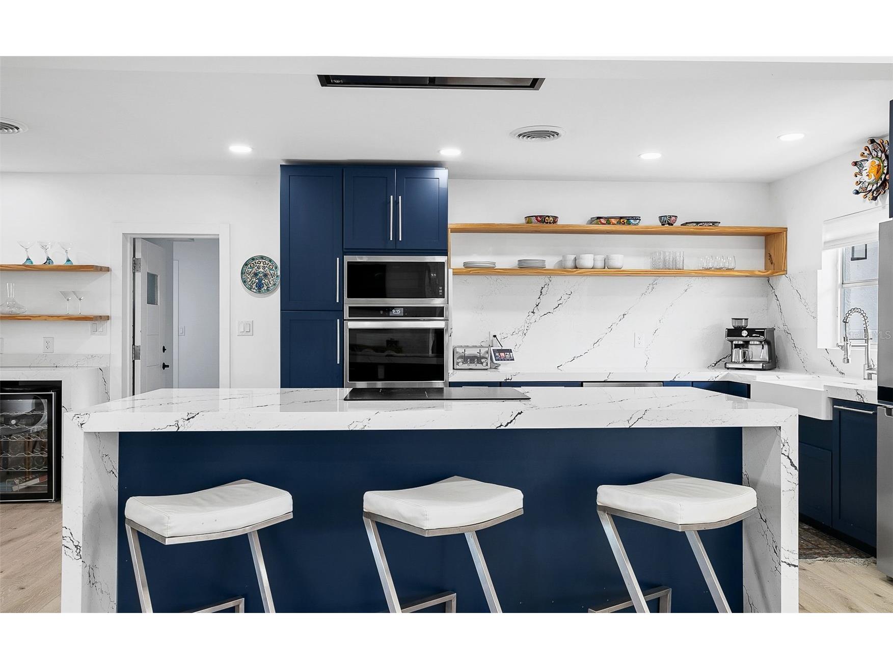 703 Whitfield Avenue Sarasota FL 34243 A4691600 image32