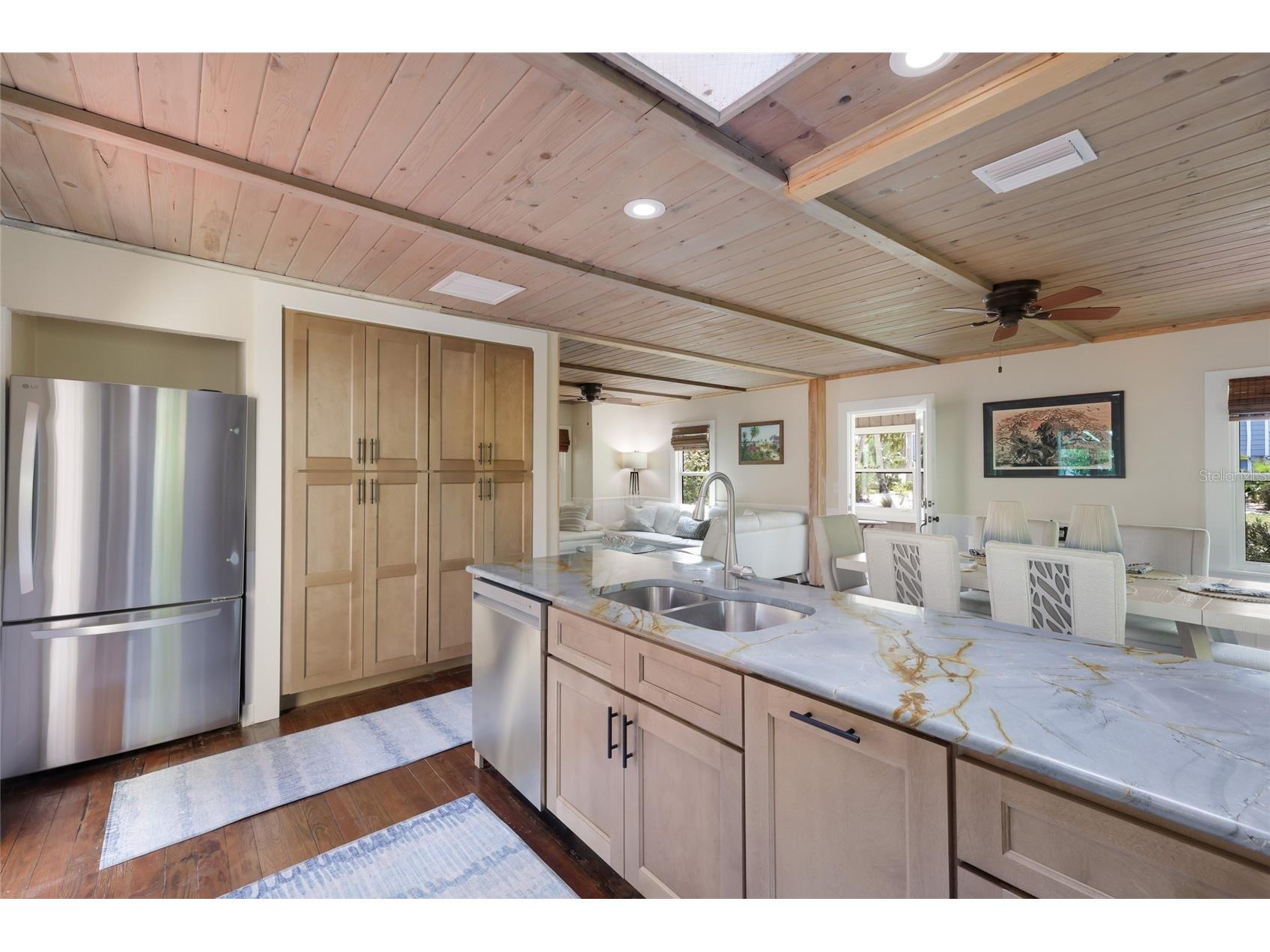 7030 Poinsettia Avenue Longboat Key FL 34228 A4686787 image14