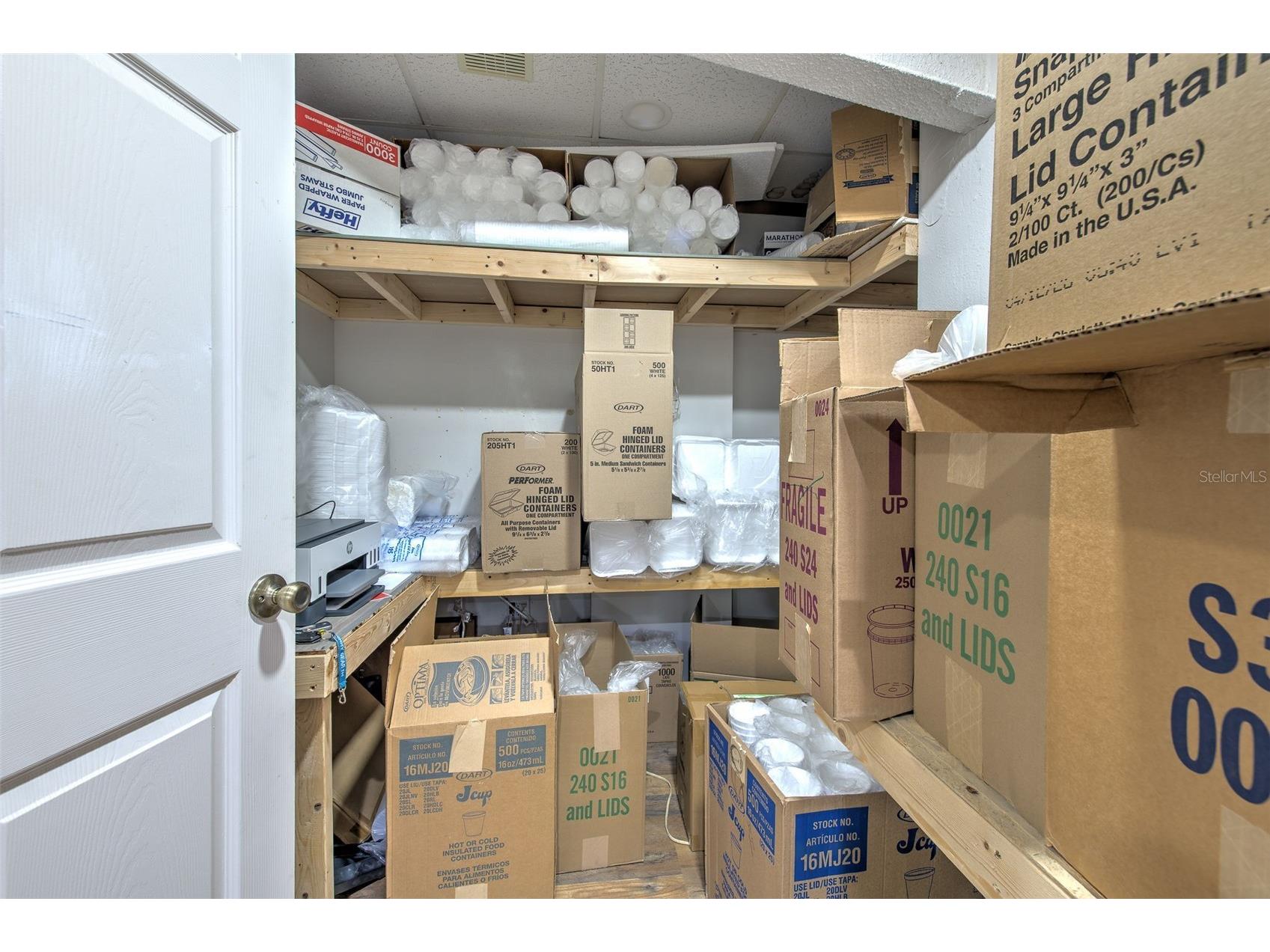 7030 W Hillsborough Avenue #SUIT B Tampa FL 33634 TB8511976 image18
