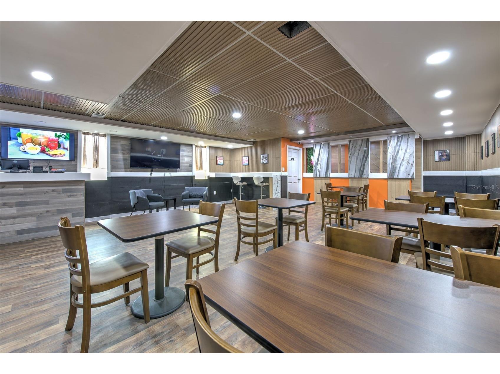 7030 W Hillsborough Avenue #SUIT B Tampa FL 33634 TB8511976 image22