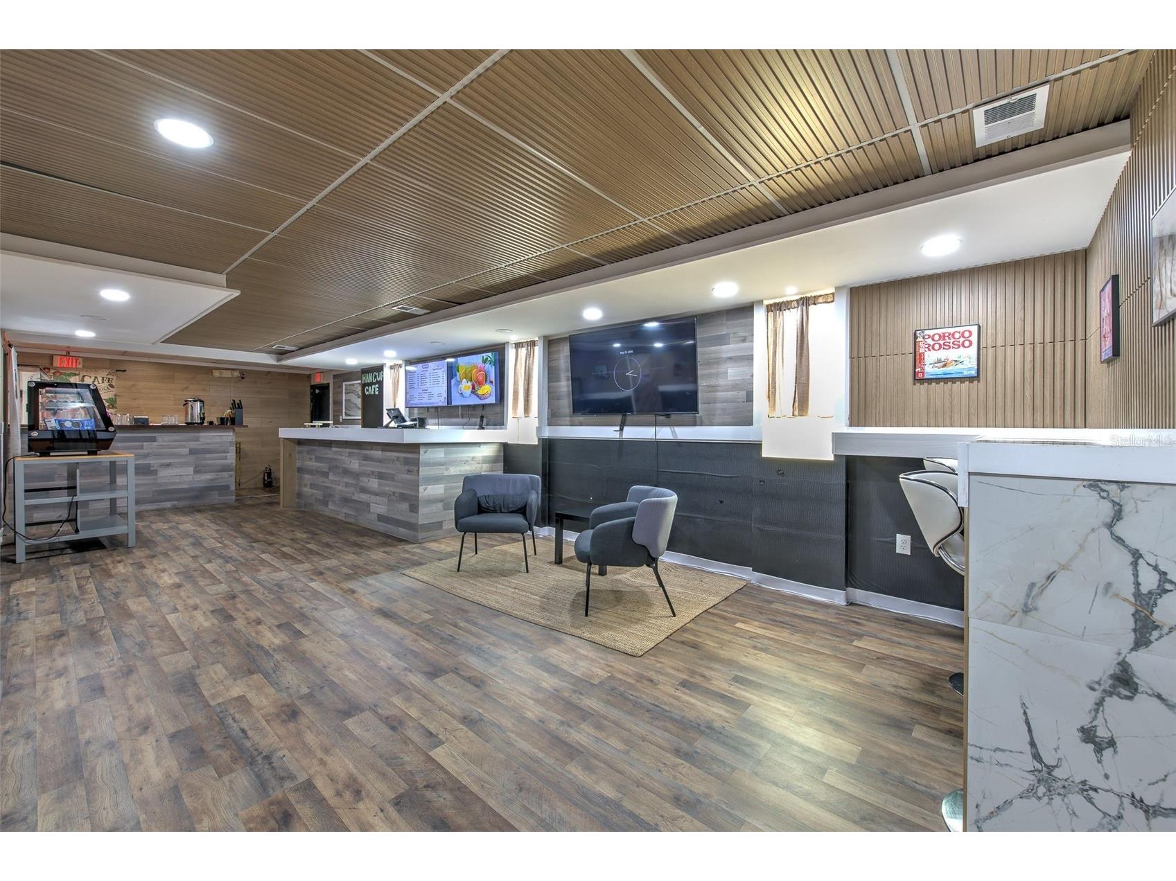 7030 W Hillsborough Avenue #SUIT B Tampa FL 33634 TB8511976 image25