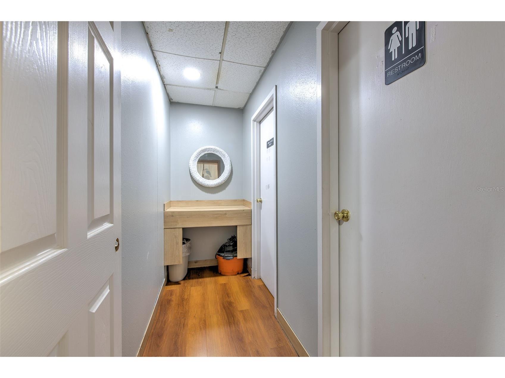 7030 W Hillsborough Avenue #SUIT B Tampa FL 33634 TB8511976 image28