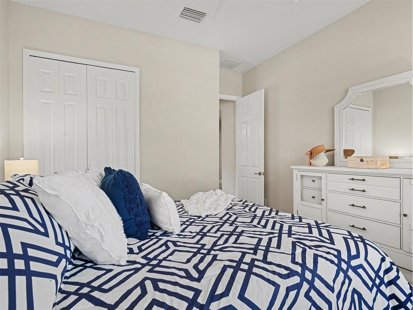 7032 Highgate Lane Bradenton FL 34202 A4678848 image17