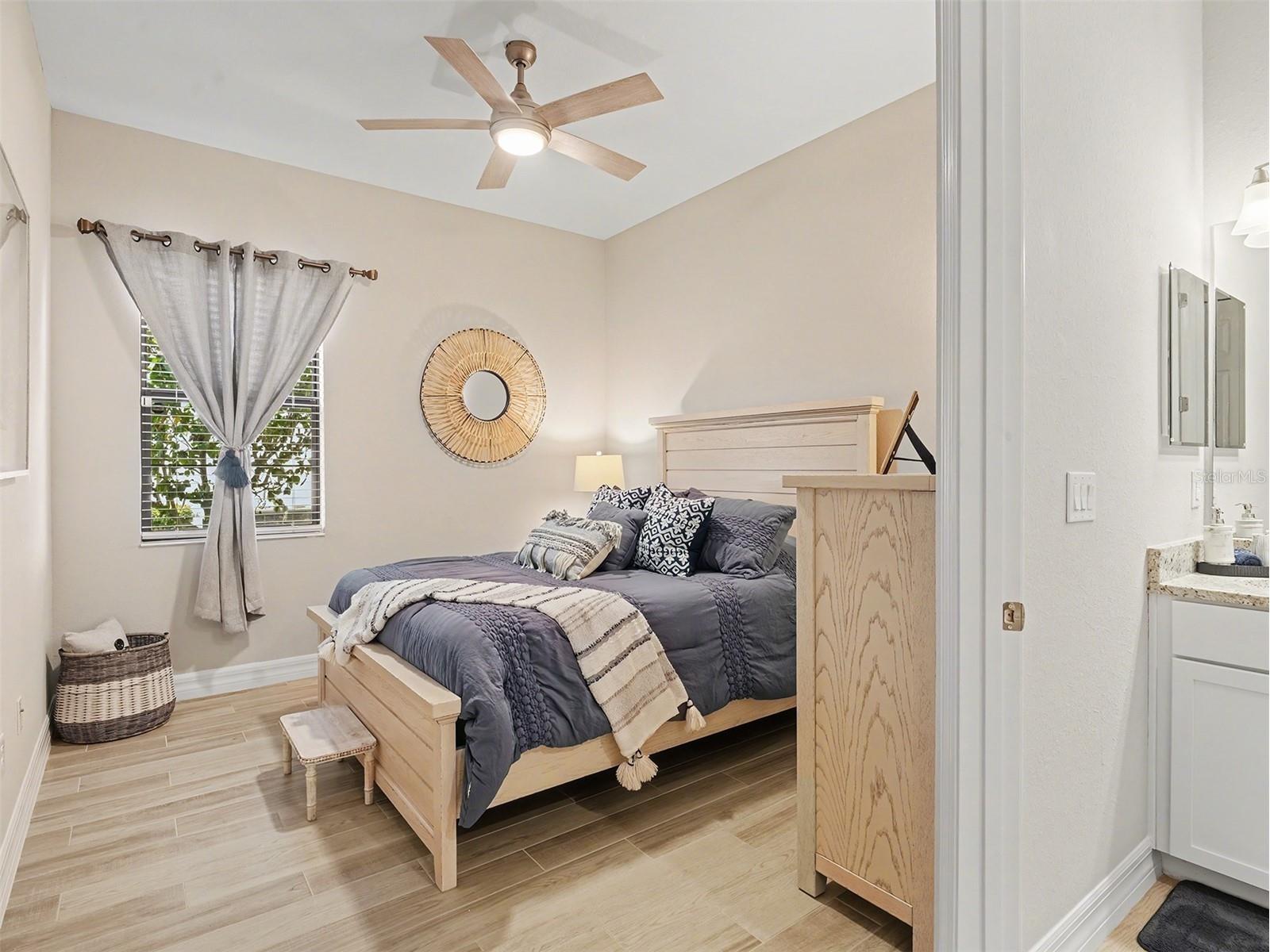 7032 Highgate Lane Bradenton FL 34202 A4678848 image20