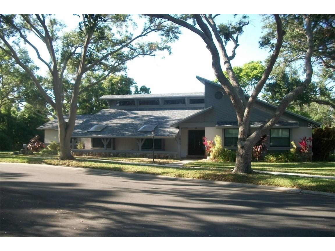 7033 123rd Street Seminole FL 33772 TB8375274 image1