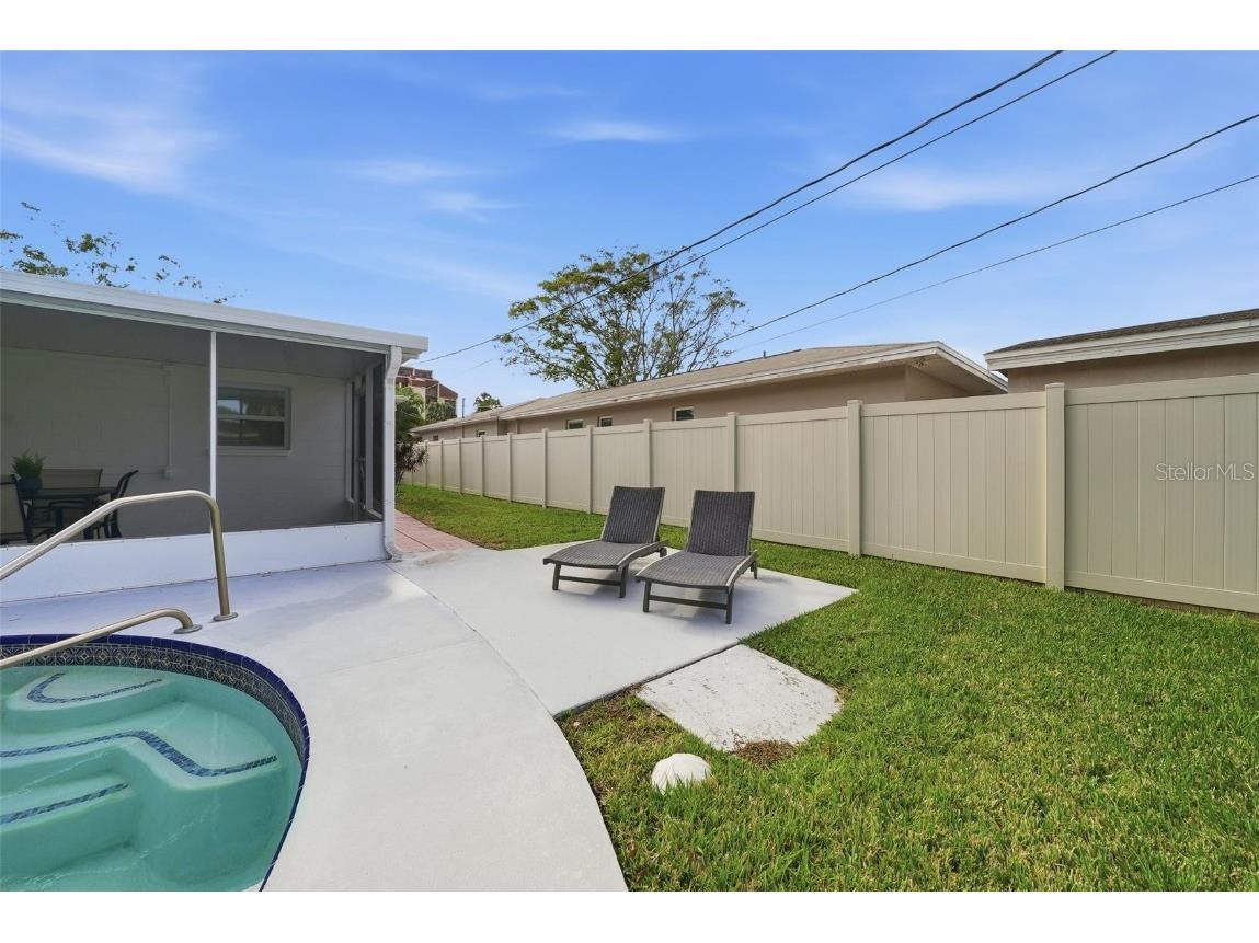 7033 Hibiscus Avenue S South Pasadena FL 33707 TB8458379 image46