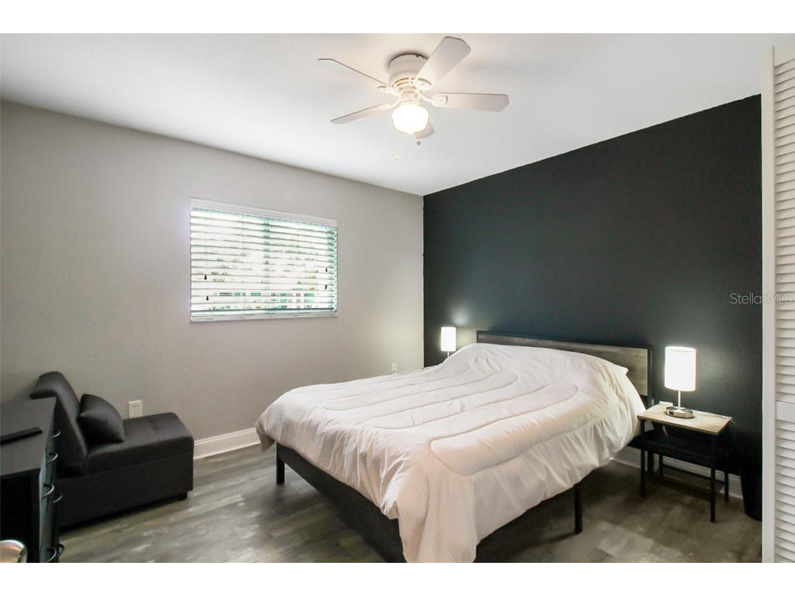 7036 13th Street E Sarasota FL 34243 A4660410 image14