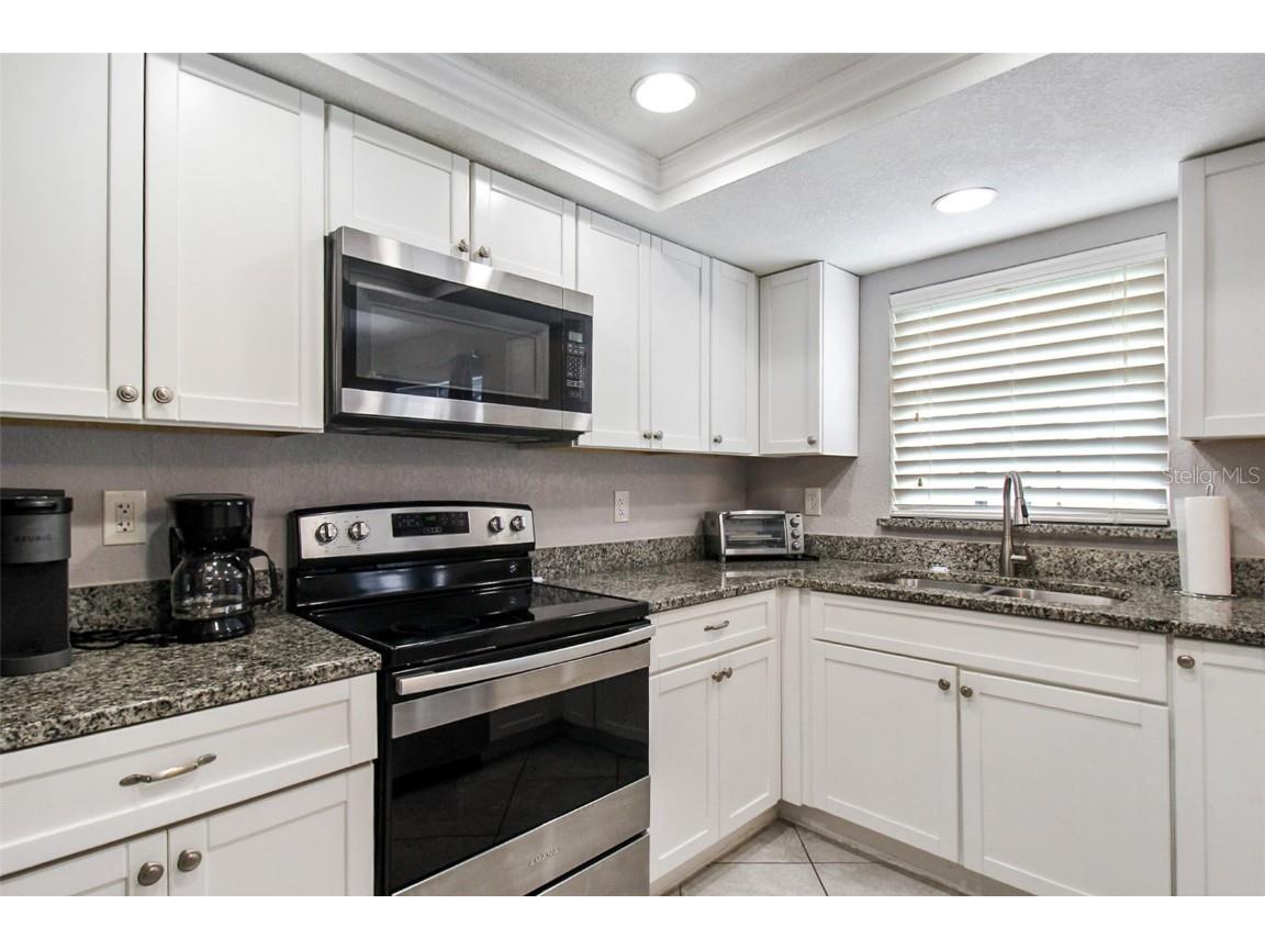 7036 13th Street E Sarasota FL 34243 A4660410 image21